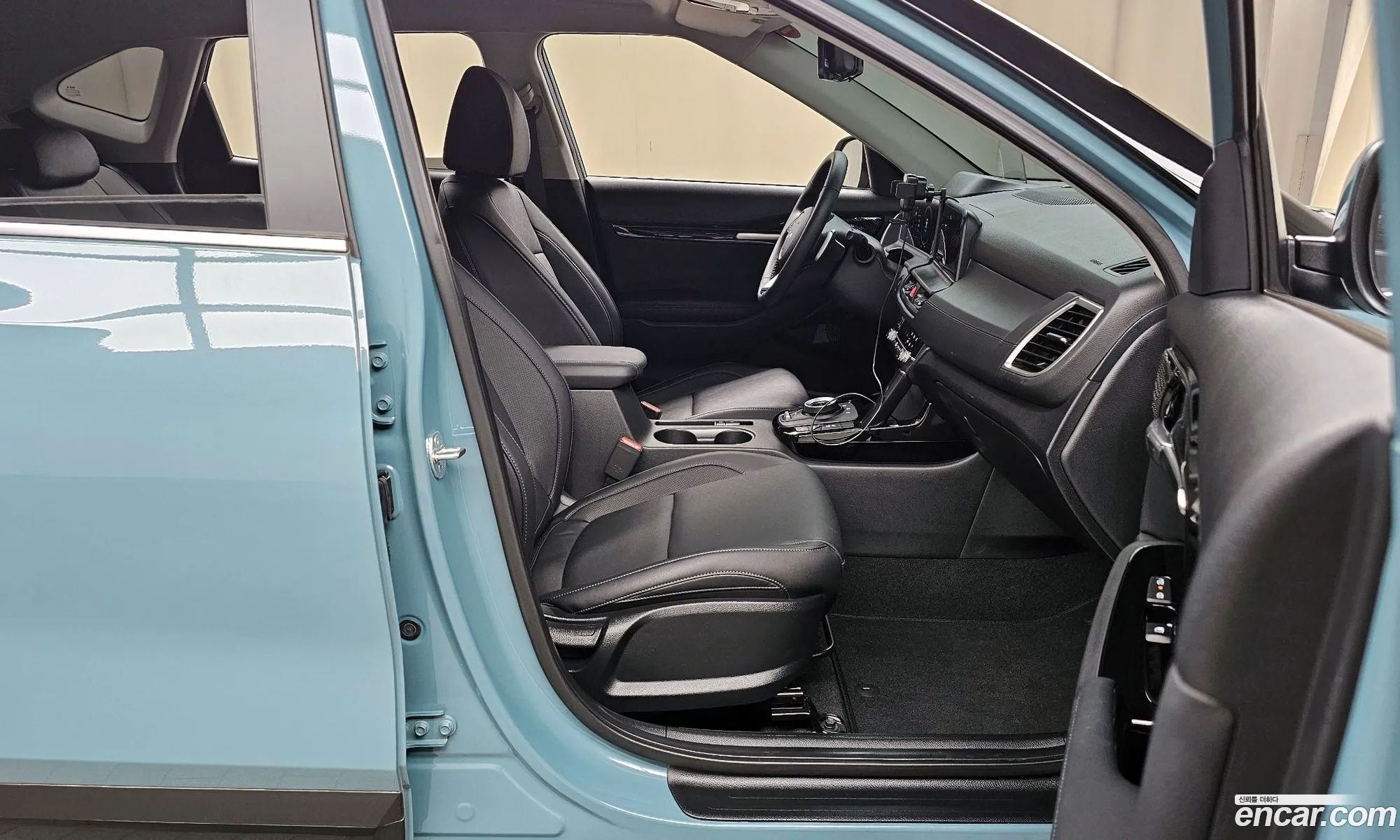 Kia Seltos 2023 KNAET817BRK540256 — 19