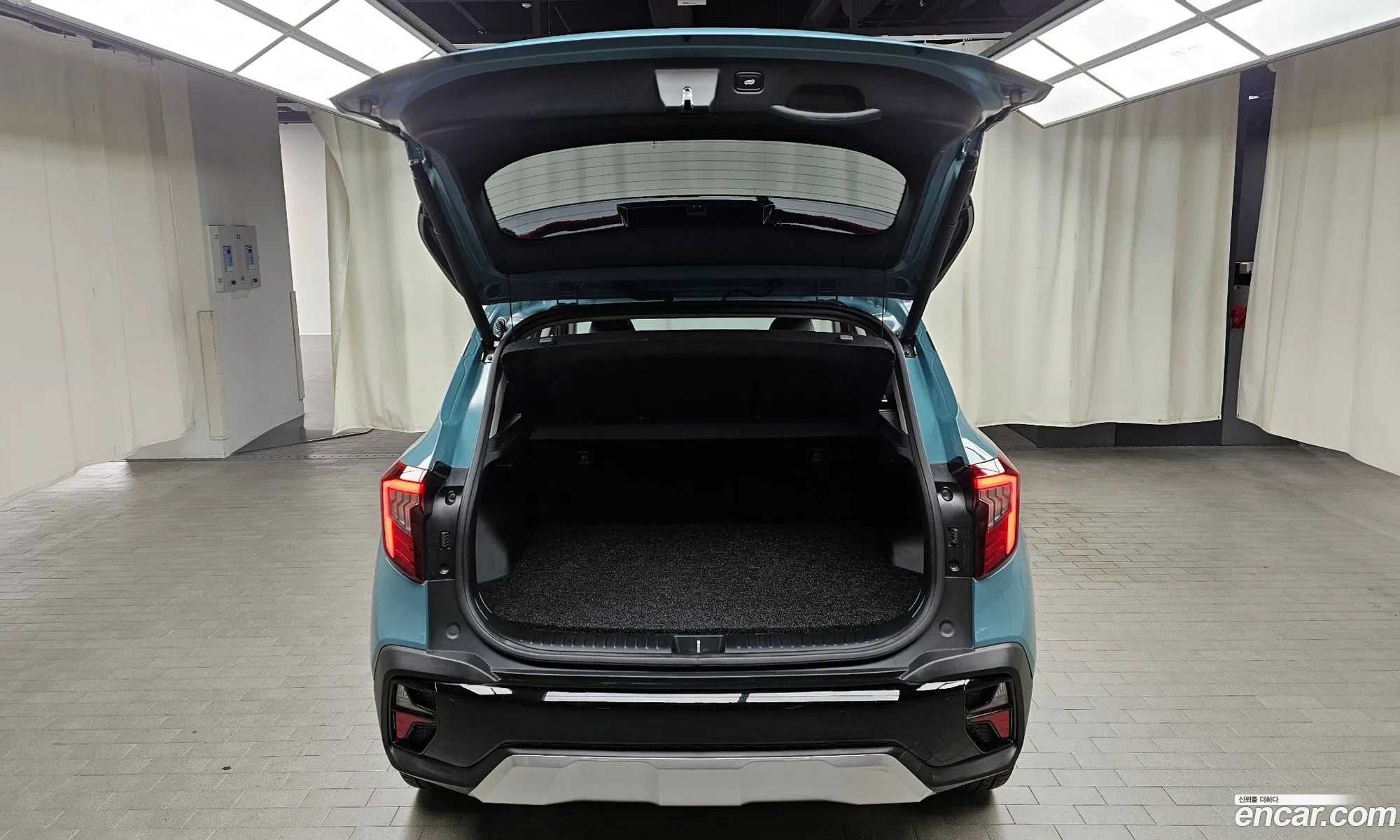 Kia Seltos 2023 KNAET817BRK540256 — 2