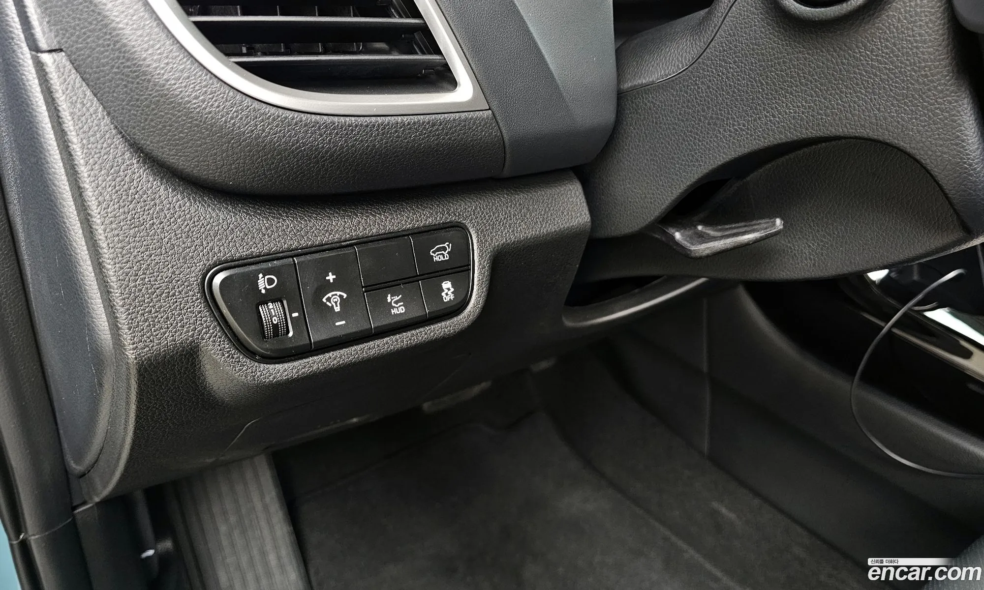 Kia Seltos 2023 KNAET817BRK540256 — 12