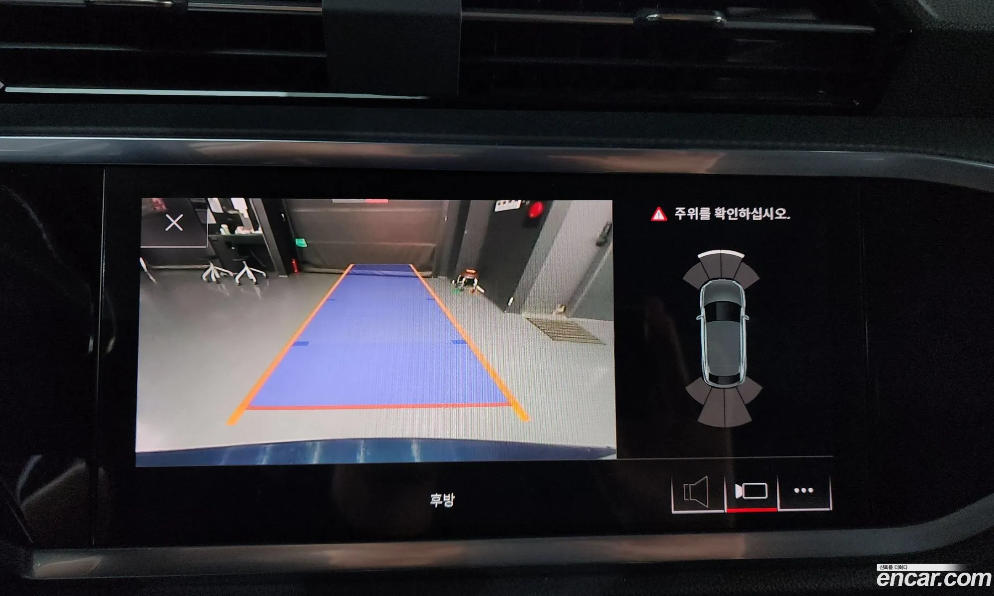 Audi Q3 2020 WAUZZZF3XL1109032 — 15