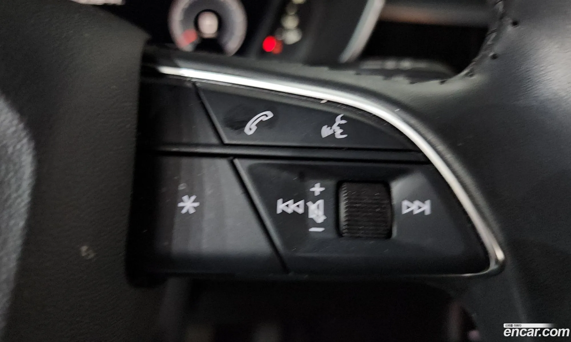 Audi Q3 2020 WAUZZZF3XL1109032 — 22