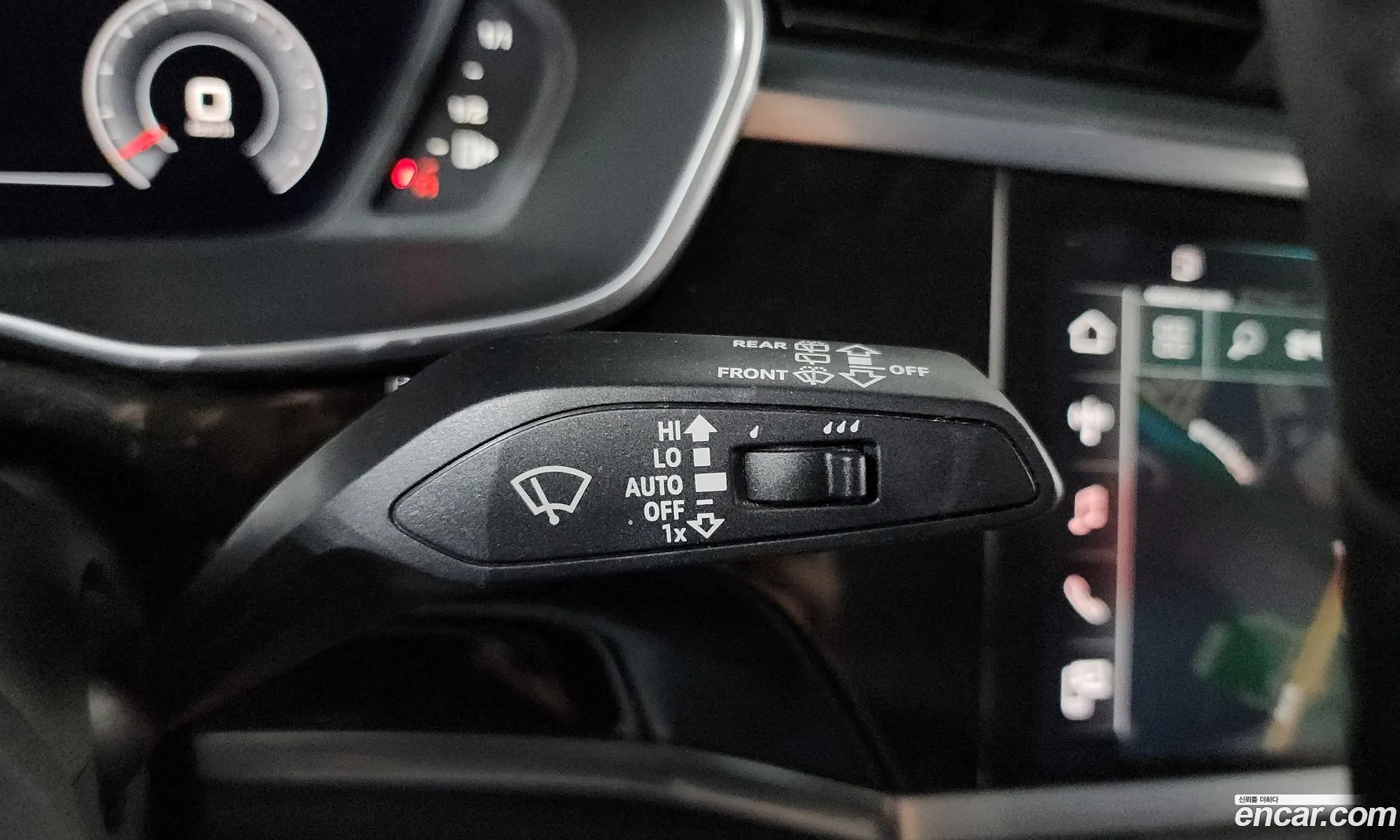 Audi Q3 2020 WAUZZZF3XL1109032 — 14