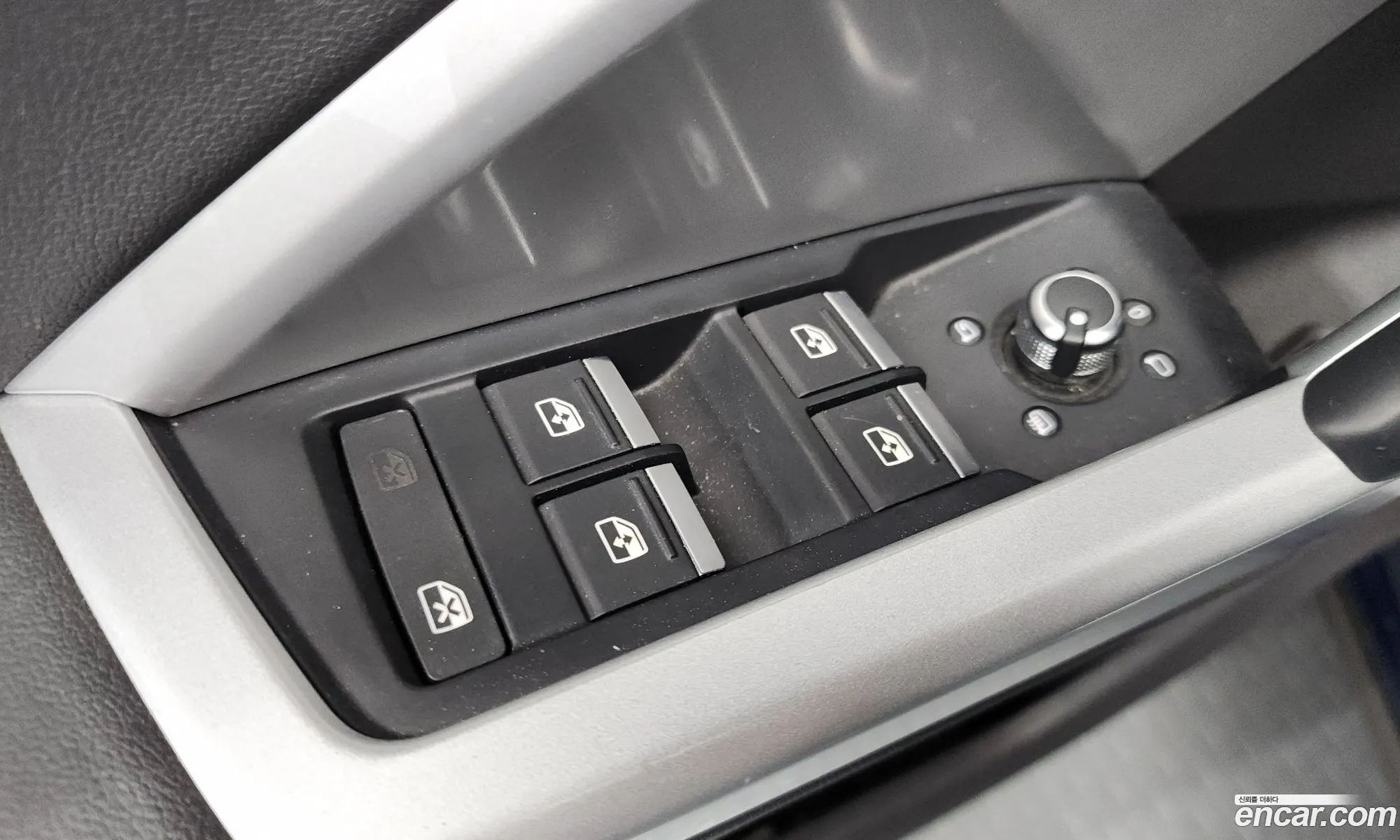 Audi Q3 2020 WAUZZZF3XL1109032 — 25