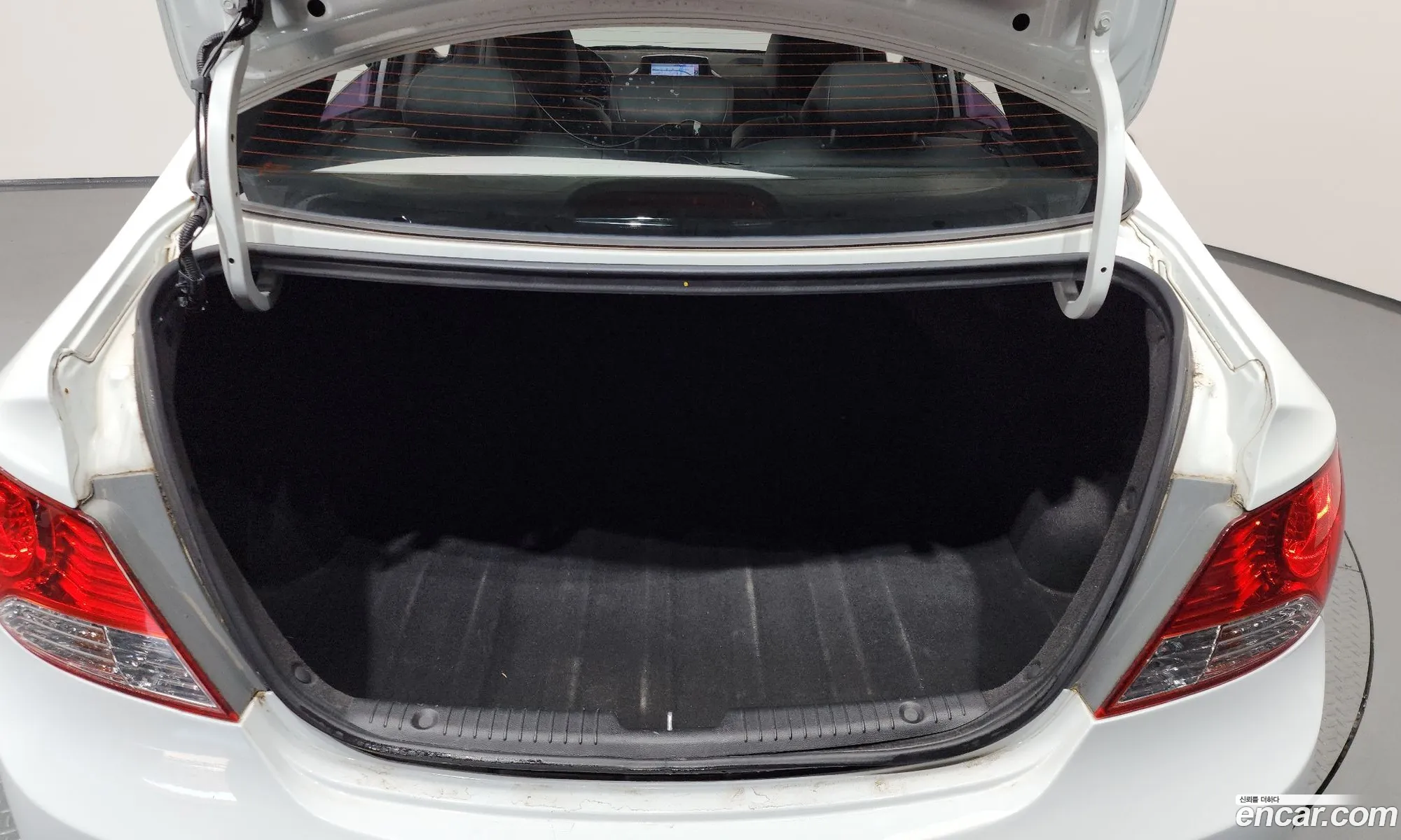 Hyundai Accent 2013 KMHCT41CBDU427898 — 2