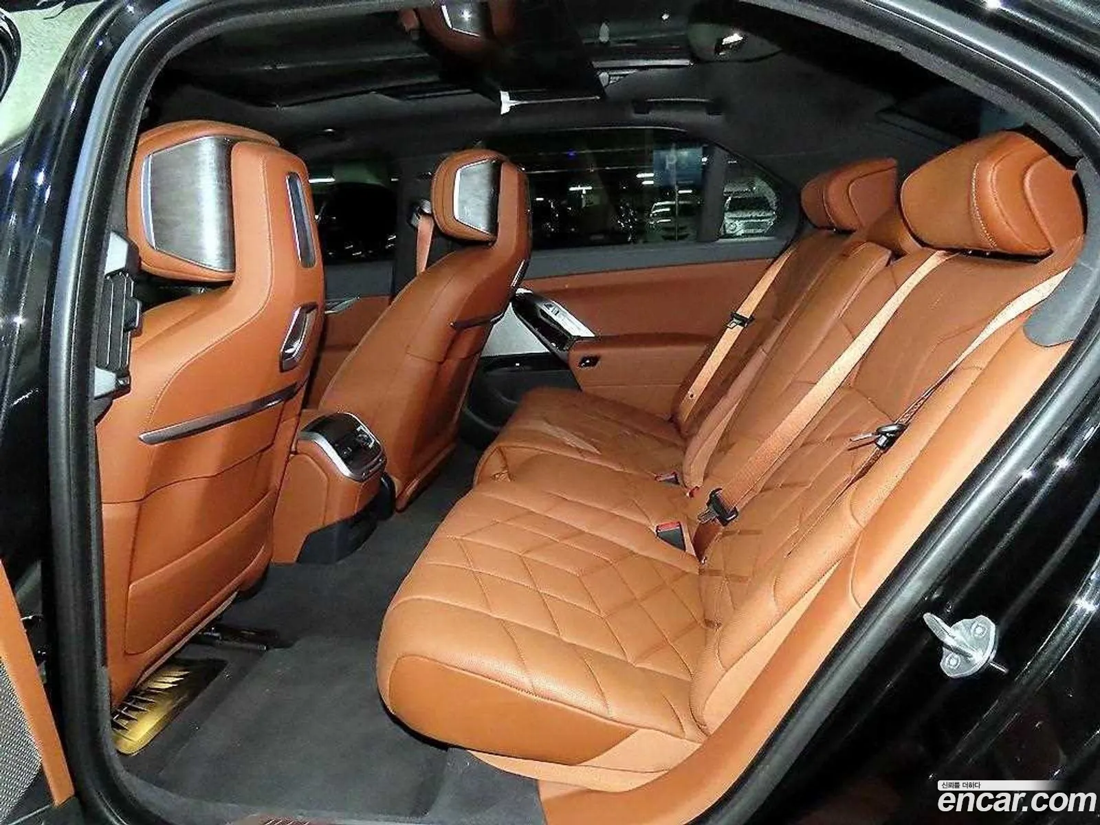 BMW i7 2024 — 18