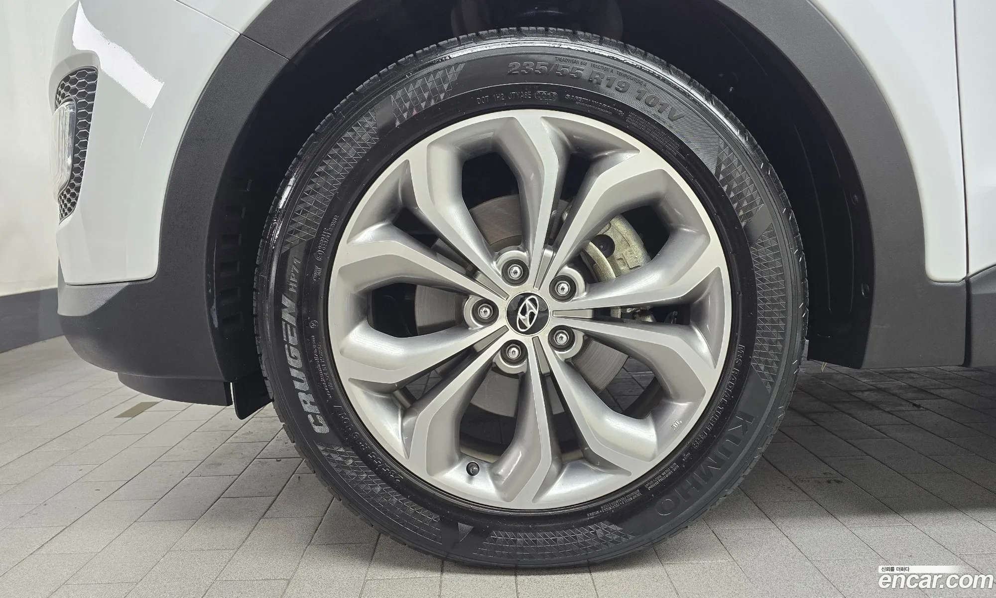 Hyundai Santa Fe DM 2013 — 2