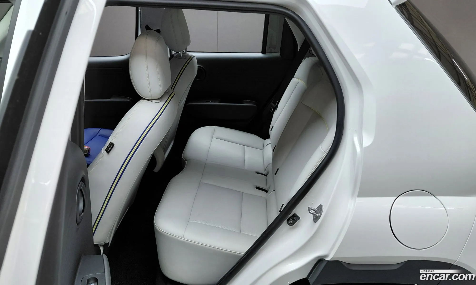 Hyundai Casper 2022 — 27