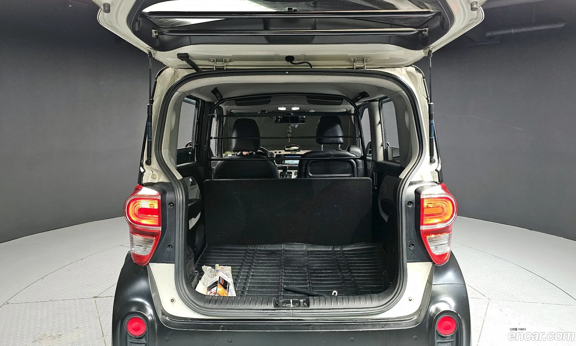 Kia Ray 2018 KNACF911BJT192527 — 3