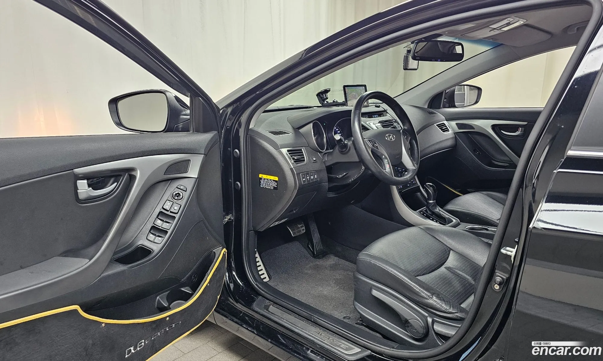 Hyundai Elantra 2015 — 13