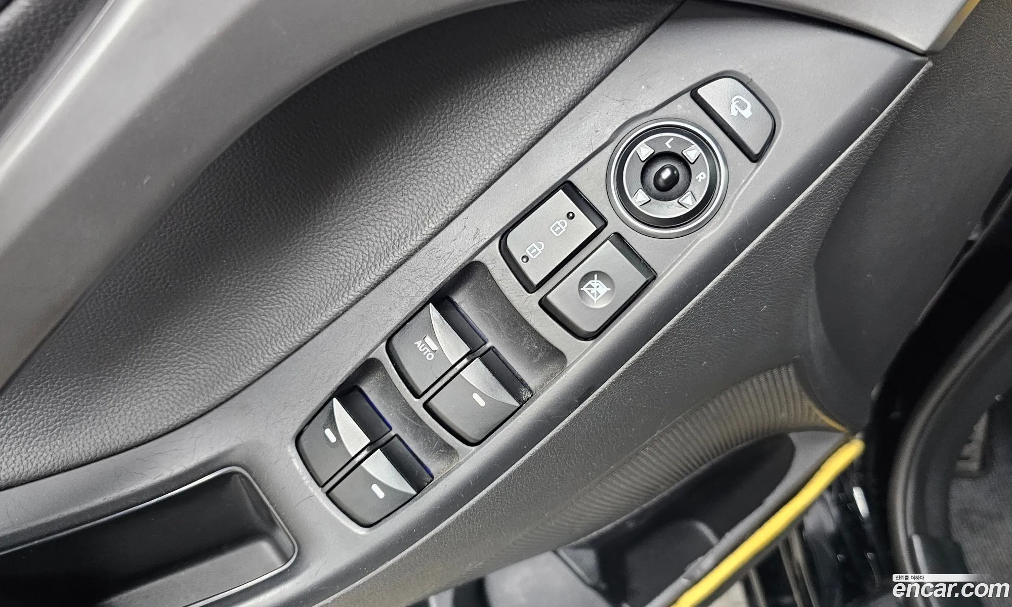 Hyundai Elantra 2015 — 15