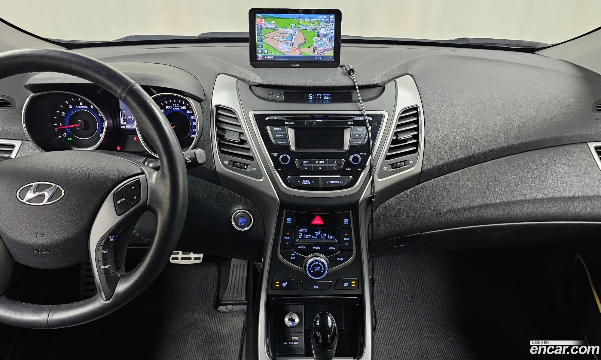 Hyundai Elantra 2015 — 18