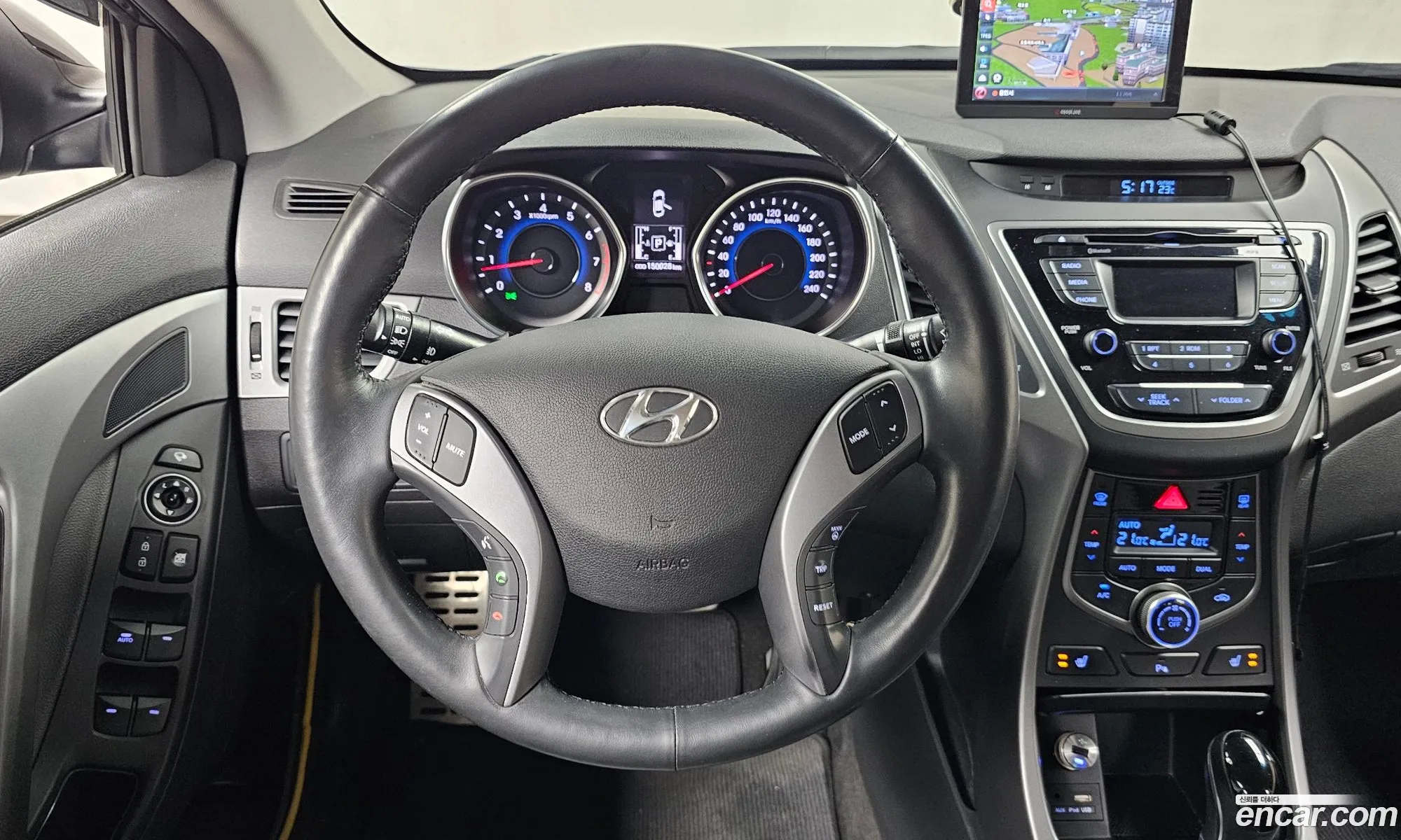 Hyundai Elantra 2015 — 19