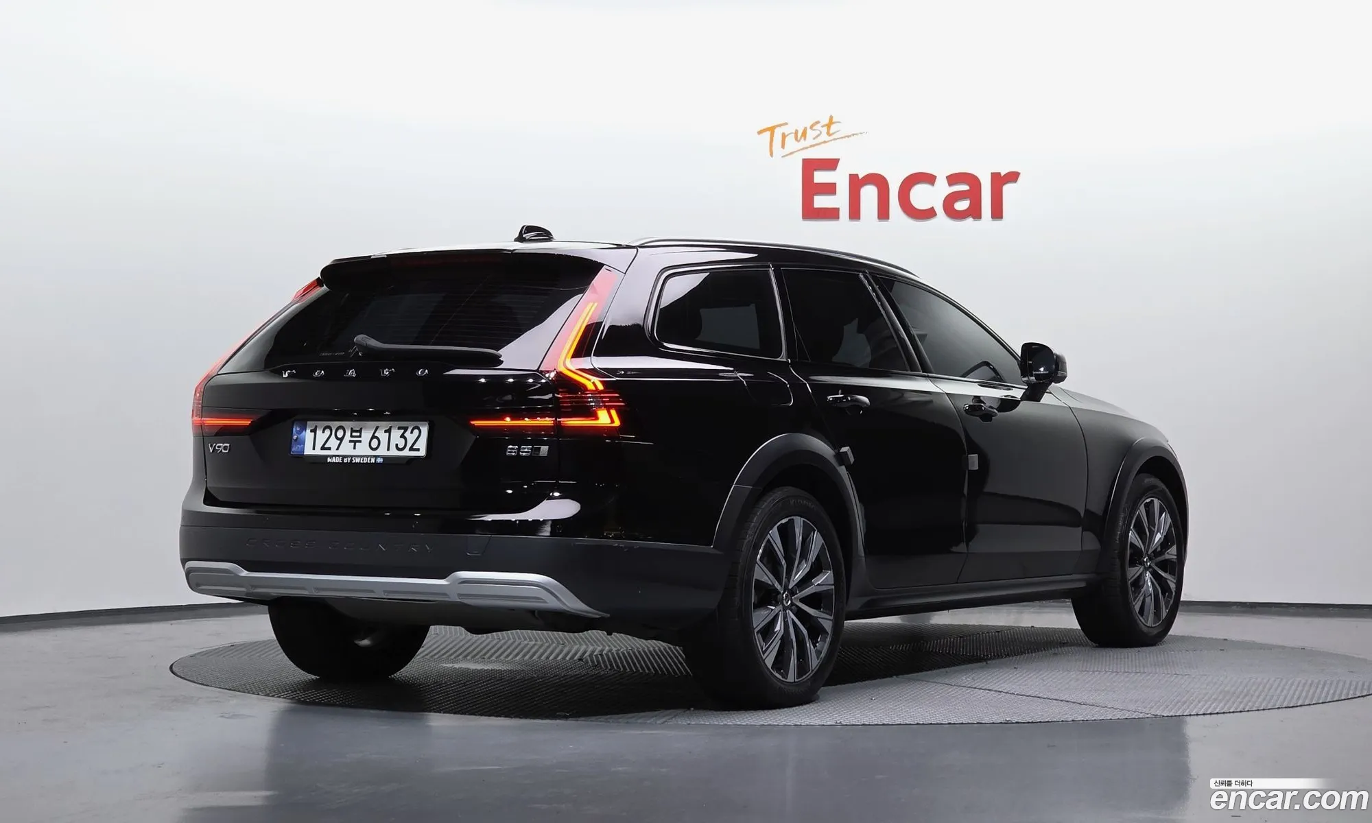 Volvo V90 Cross Country 2020 — 8