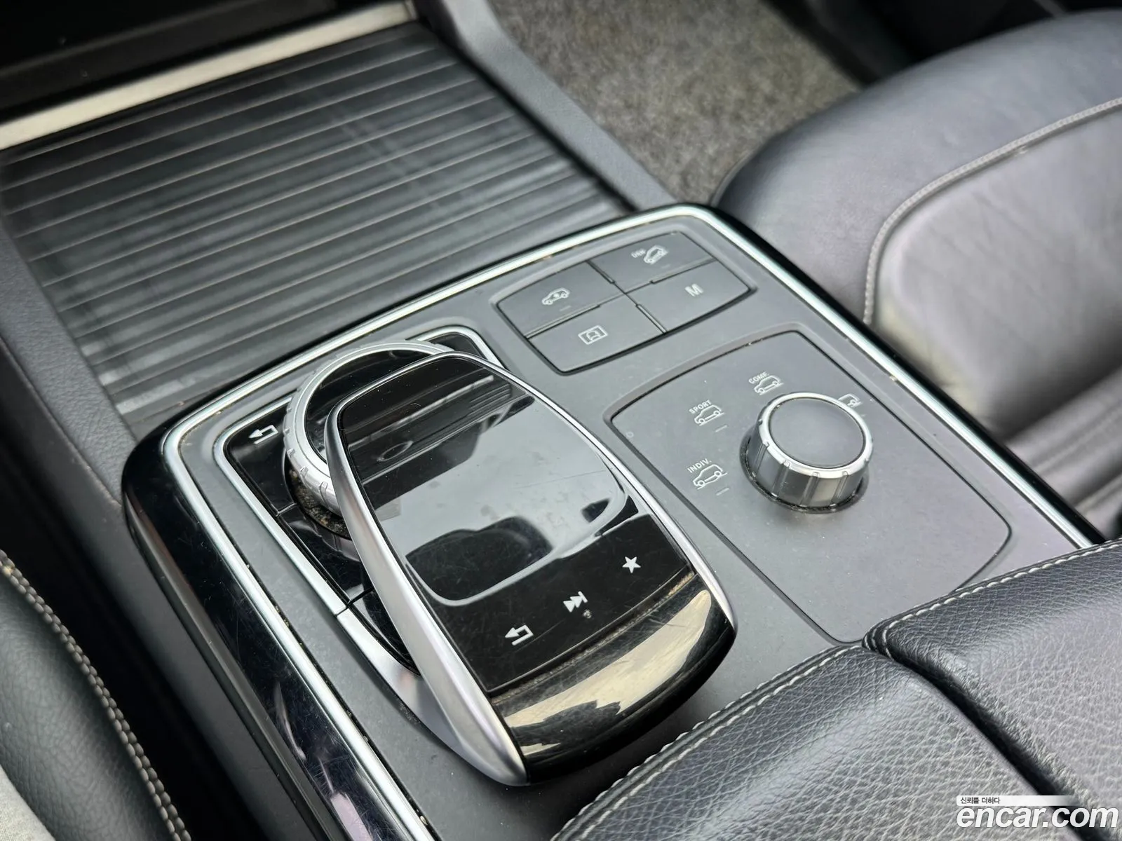 Mercedes-Benz GLE-Class W166 2017 — 3