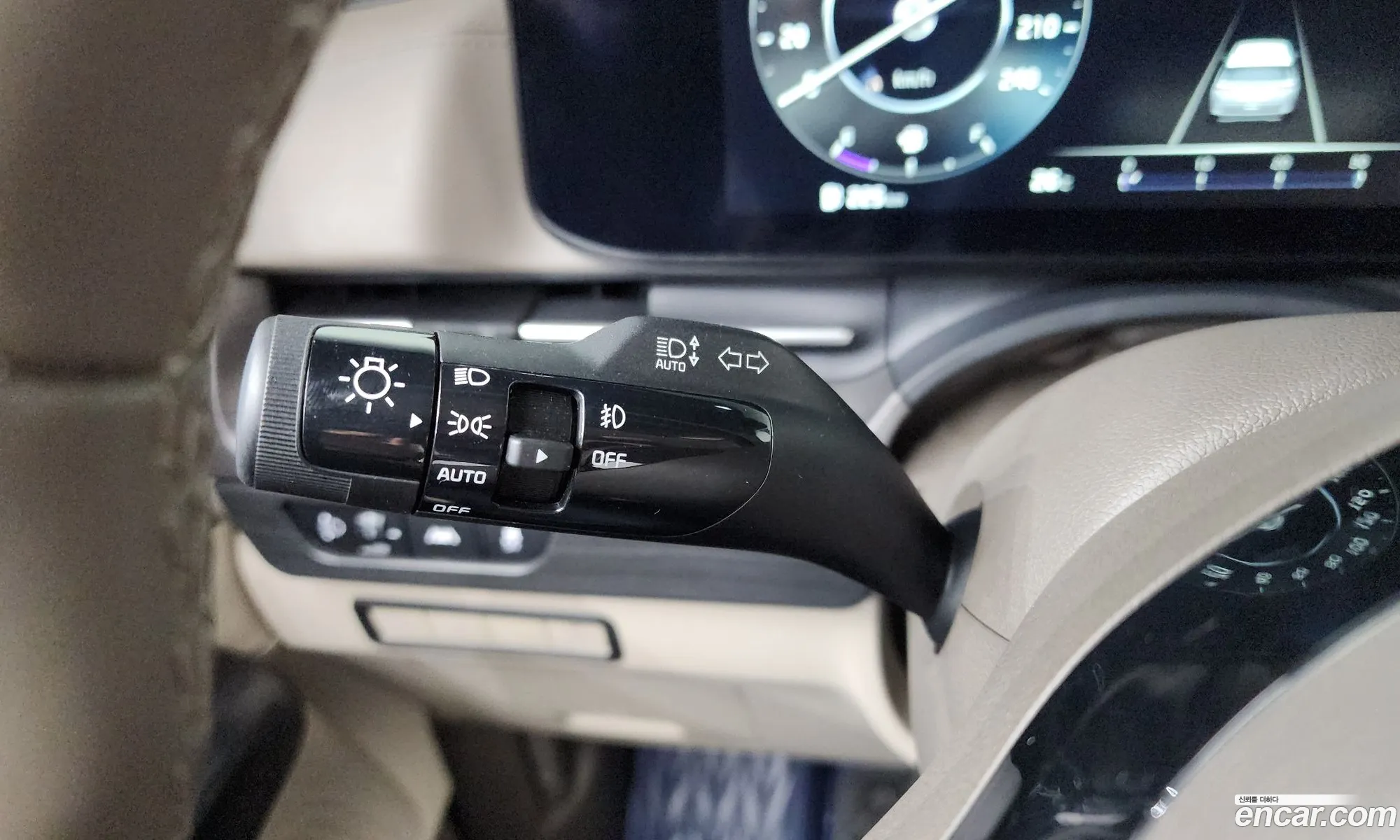 Kia Carnival 2023 KNANB813BPS304409 — 18