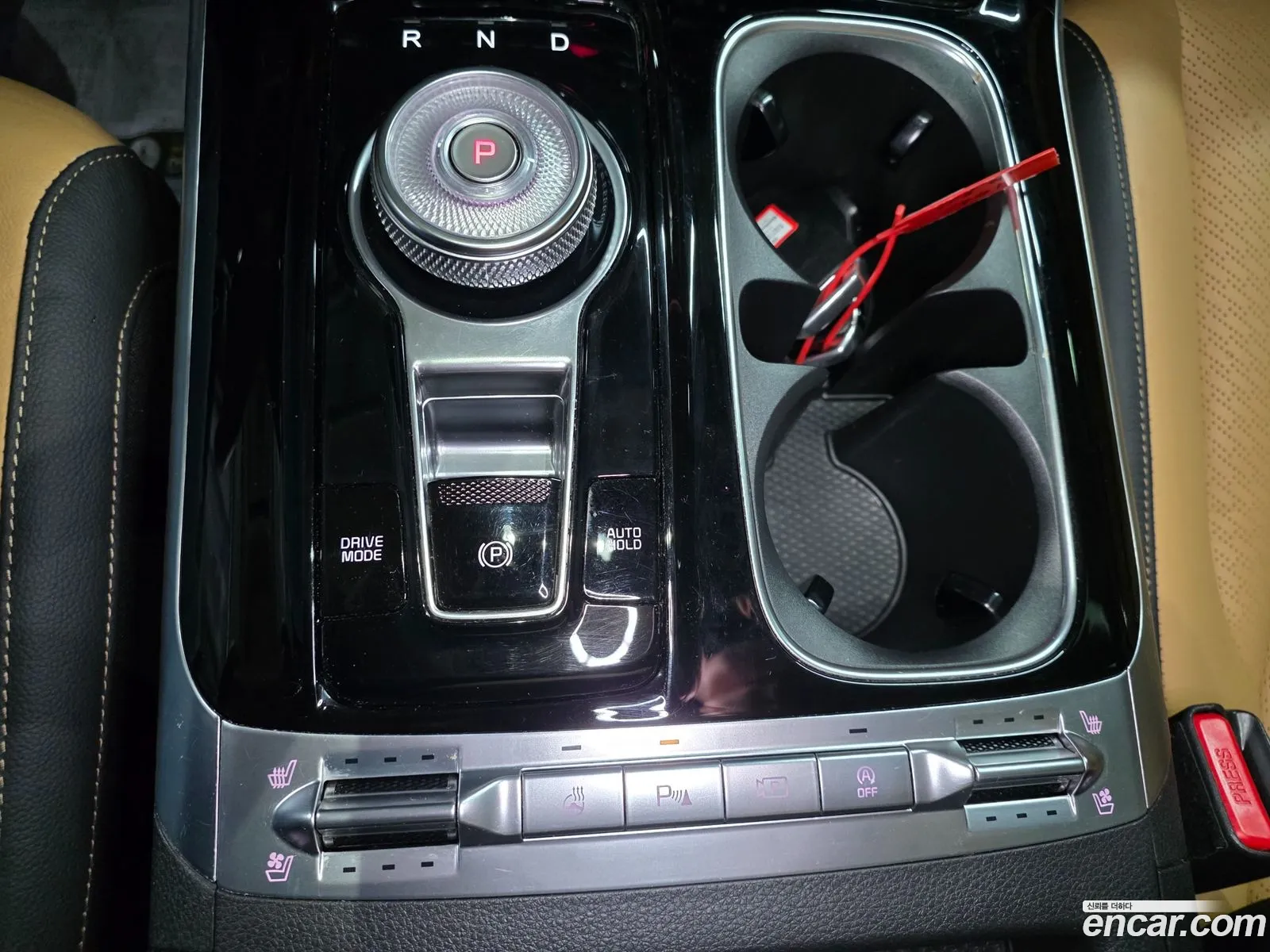 Kia Carnival 2022 — 16