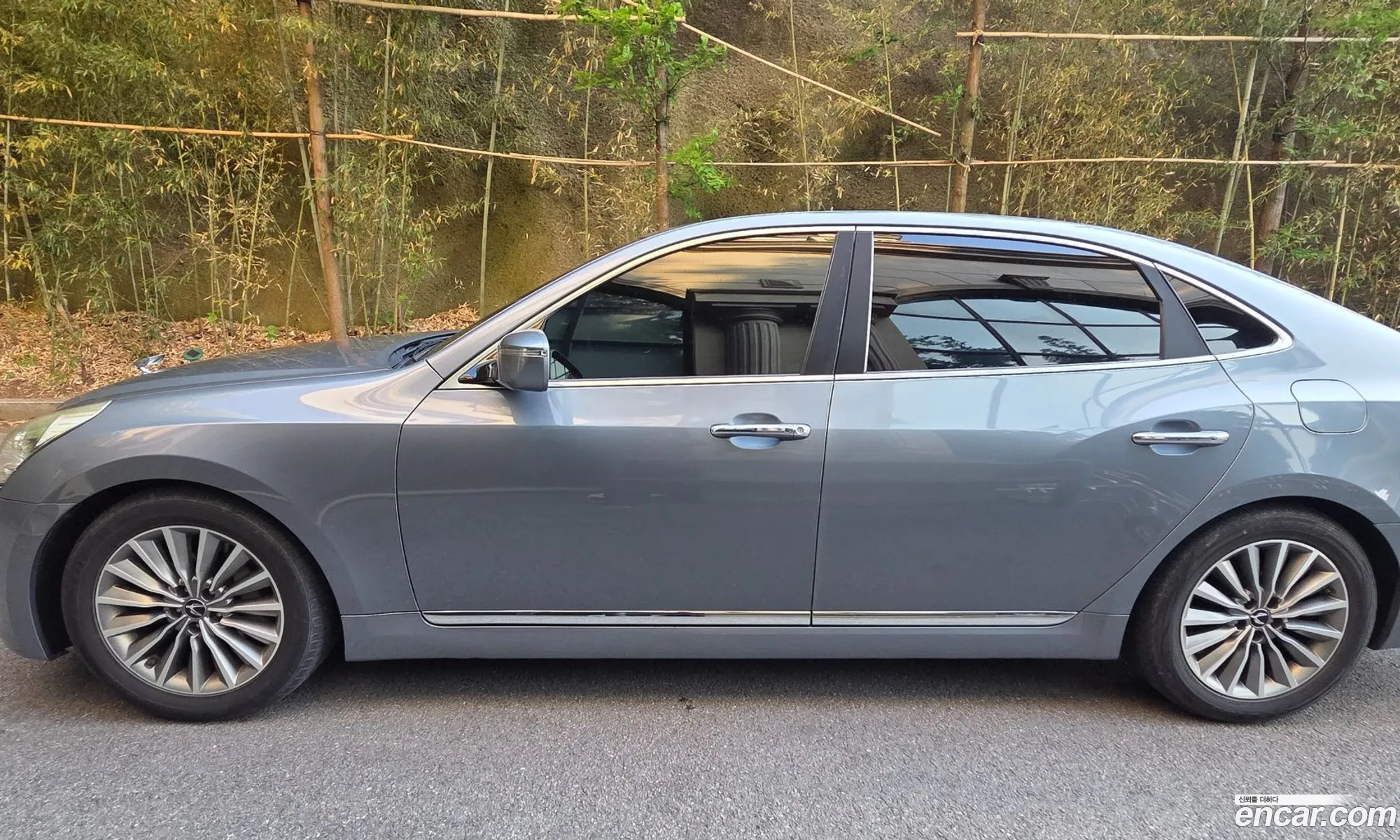 Hyundai Equus 2014 — 20