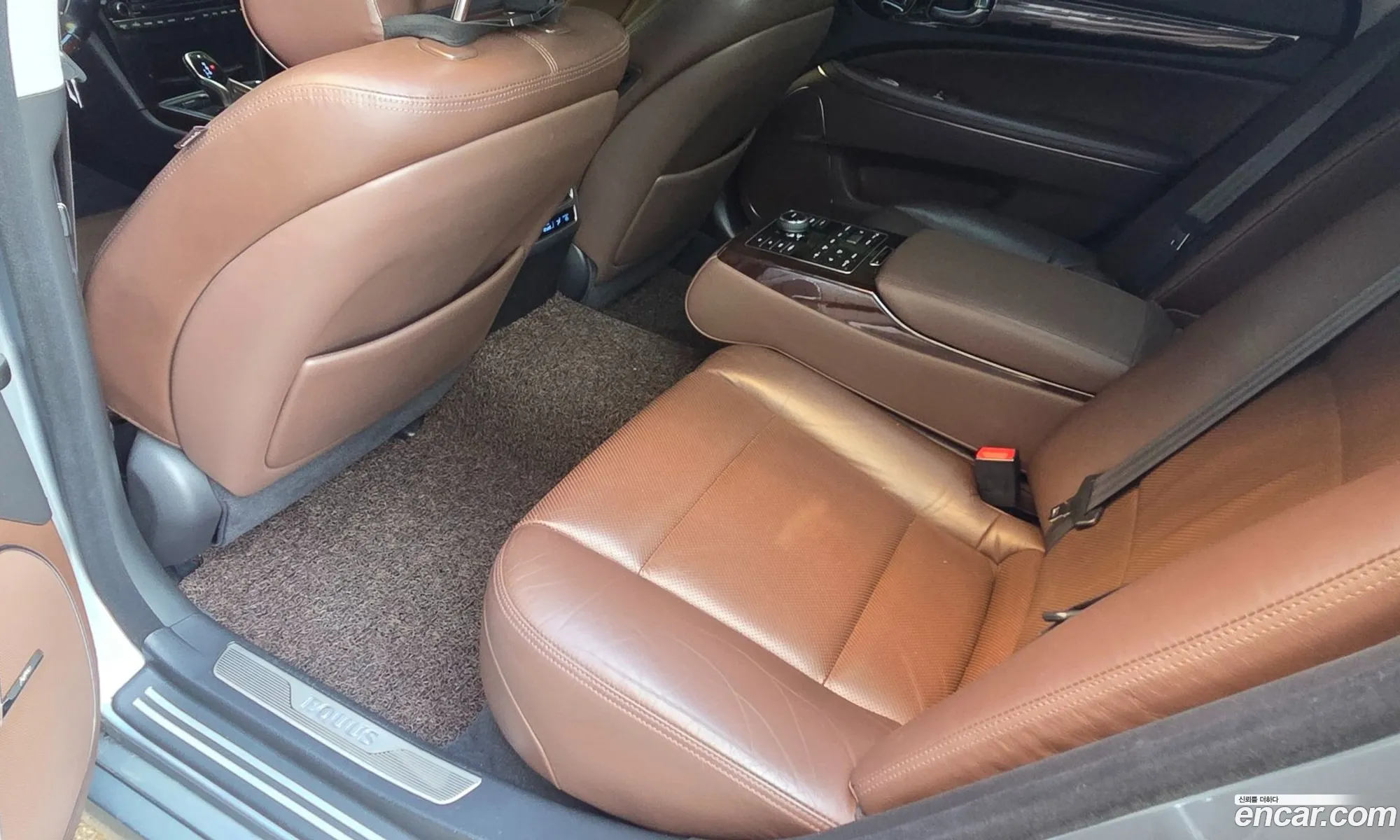Hyundai Equus 2014 — 8