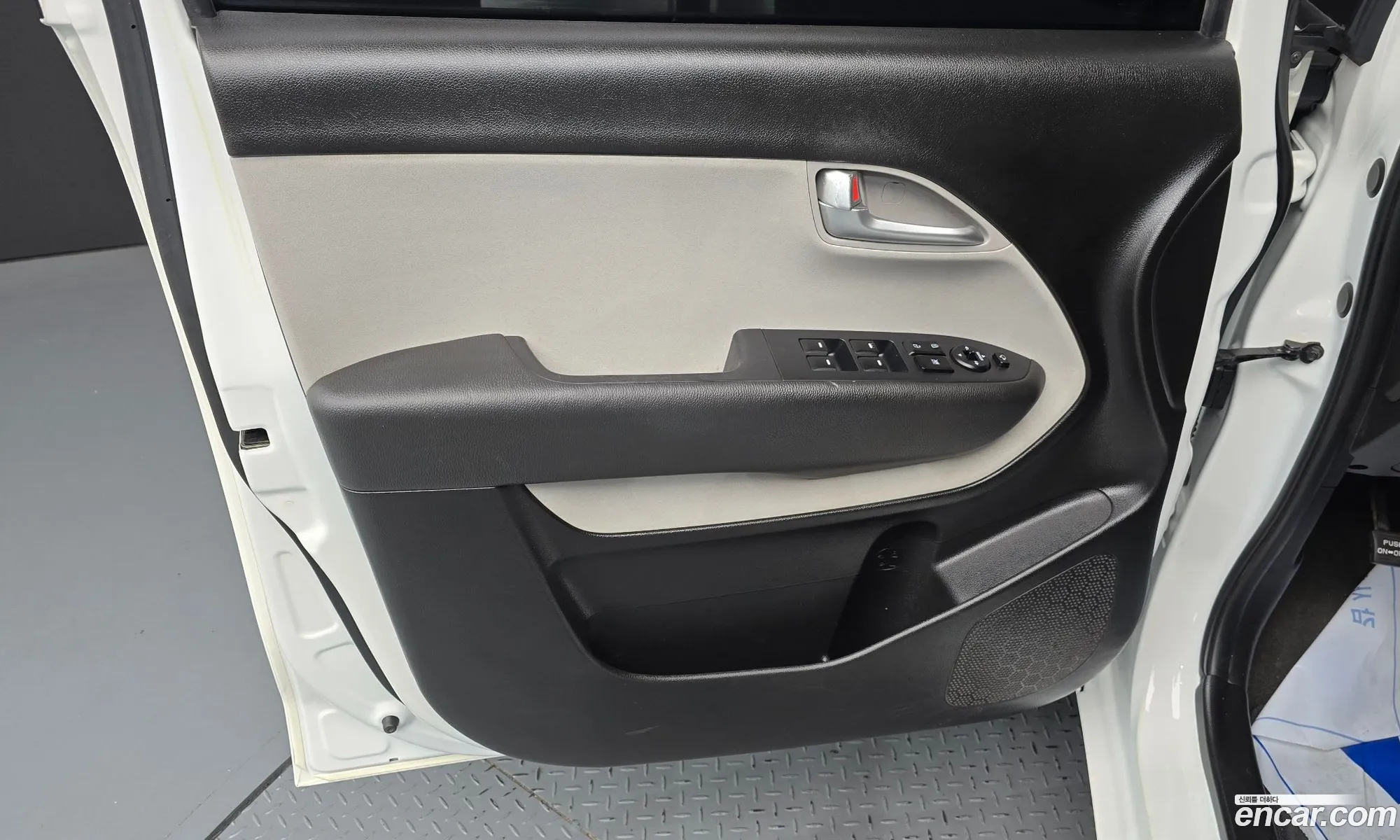 Kia Ray 2022 KNACF911BNT300154 — 14