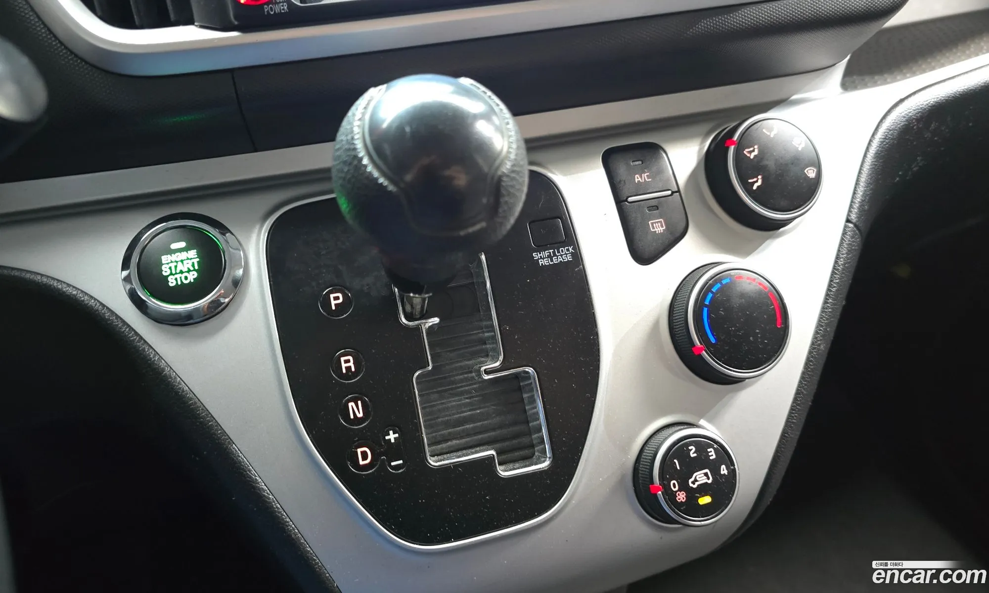 Kia Ray 2022 KNACF911BNT300154 — 30