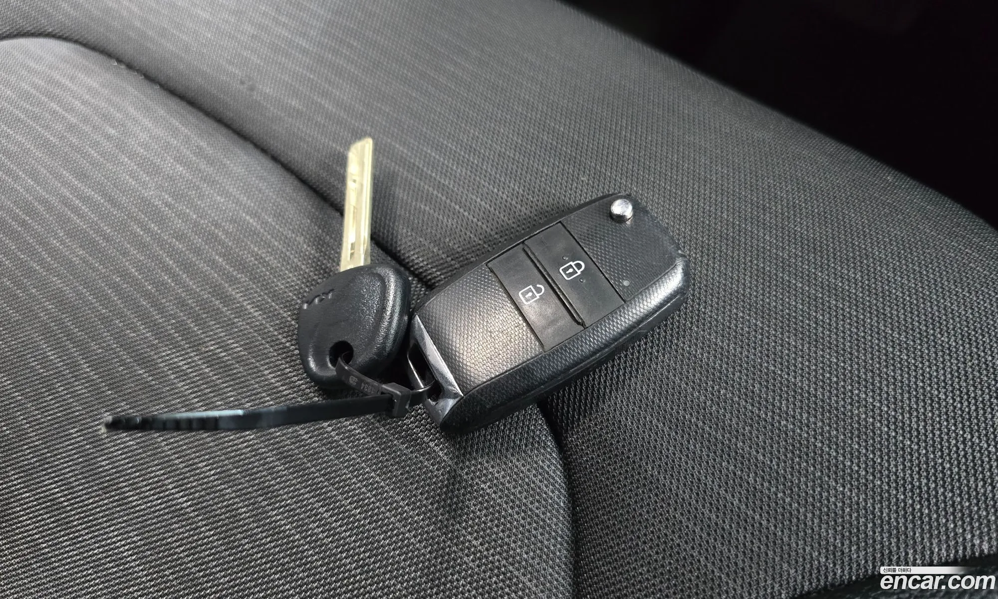 Kia Ray 2022 KNACF911BNT300154 — 11