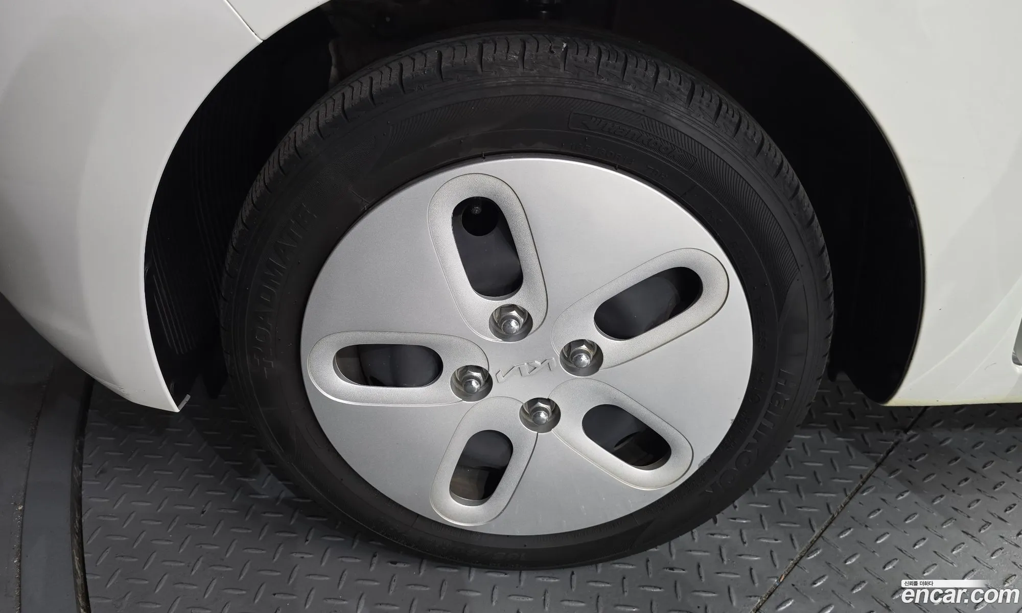 Kia Ray 2022 KNACF911BNT295568 — 22