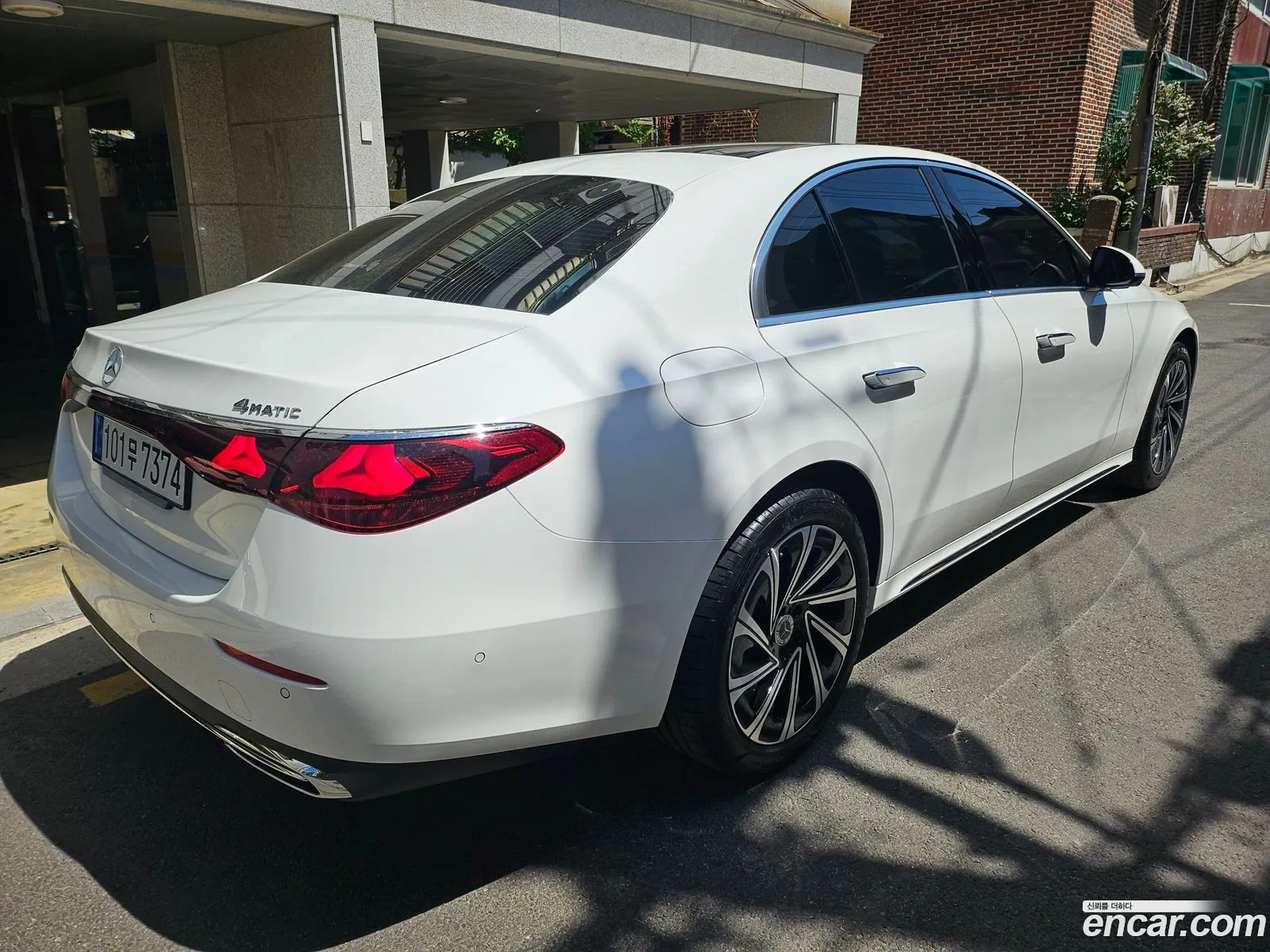Mercedes-Benz E-Class W214 2026 — 6