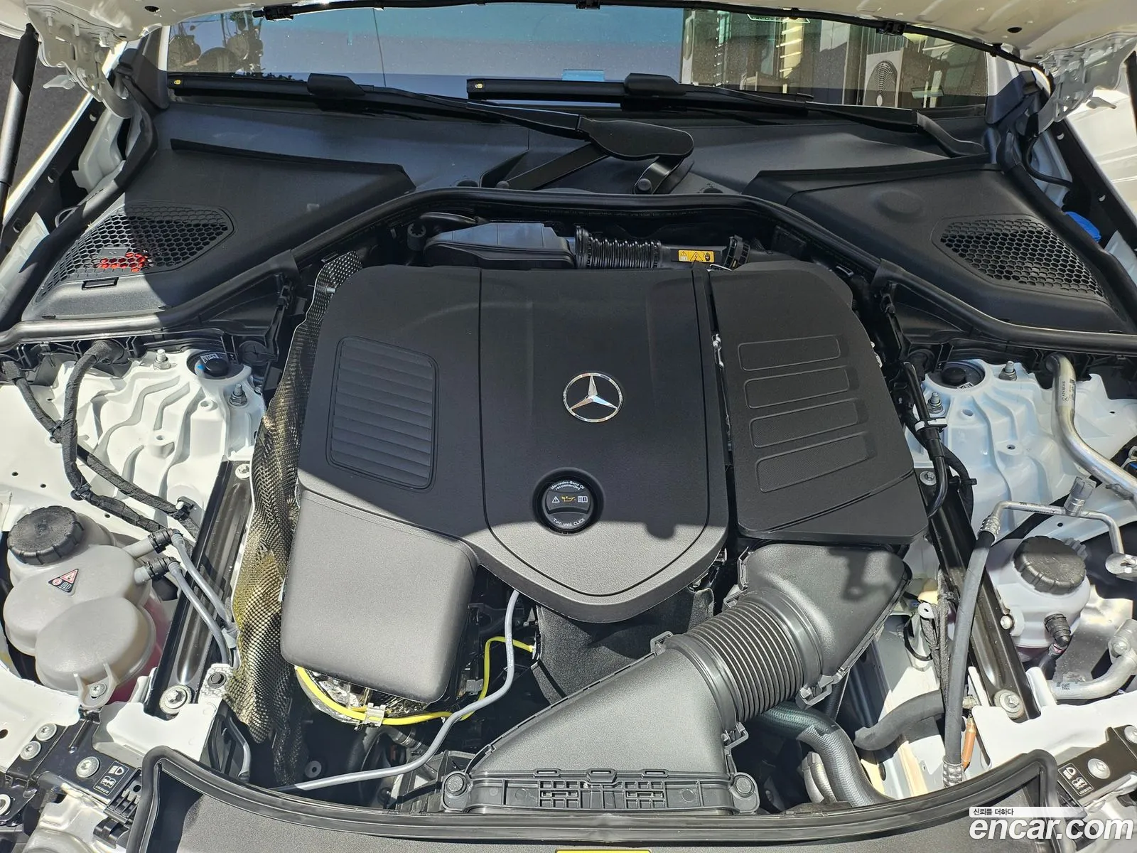 Mercedes-Benz E-Class W214 2026 — 13