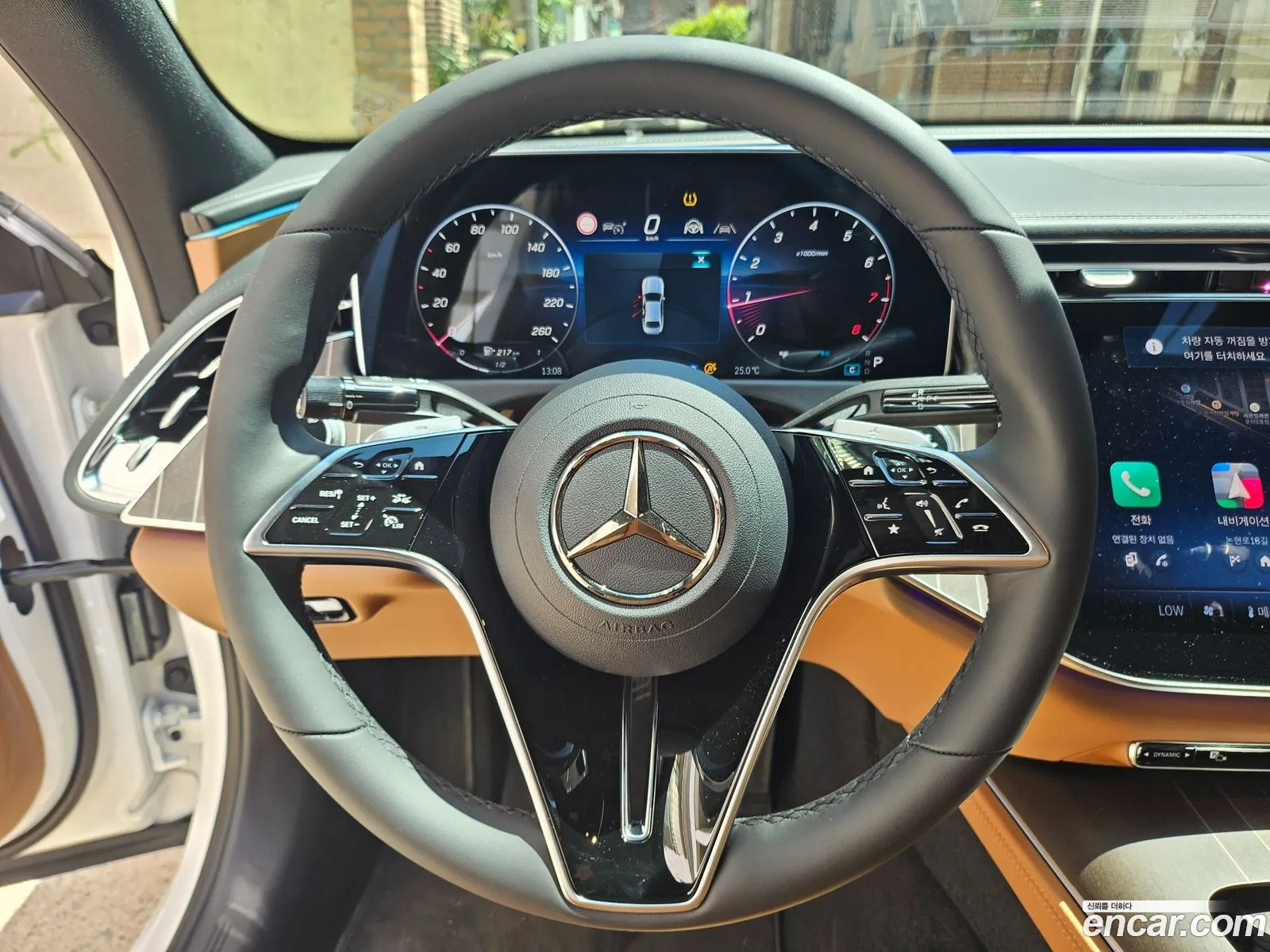 Mercedes-Benz E-Class W214 2026 — 9