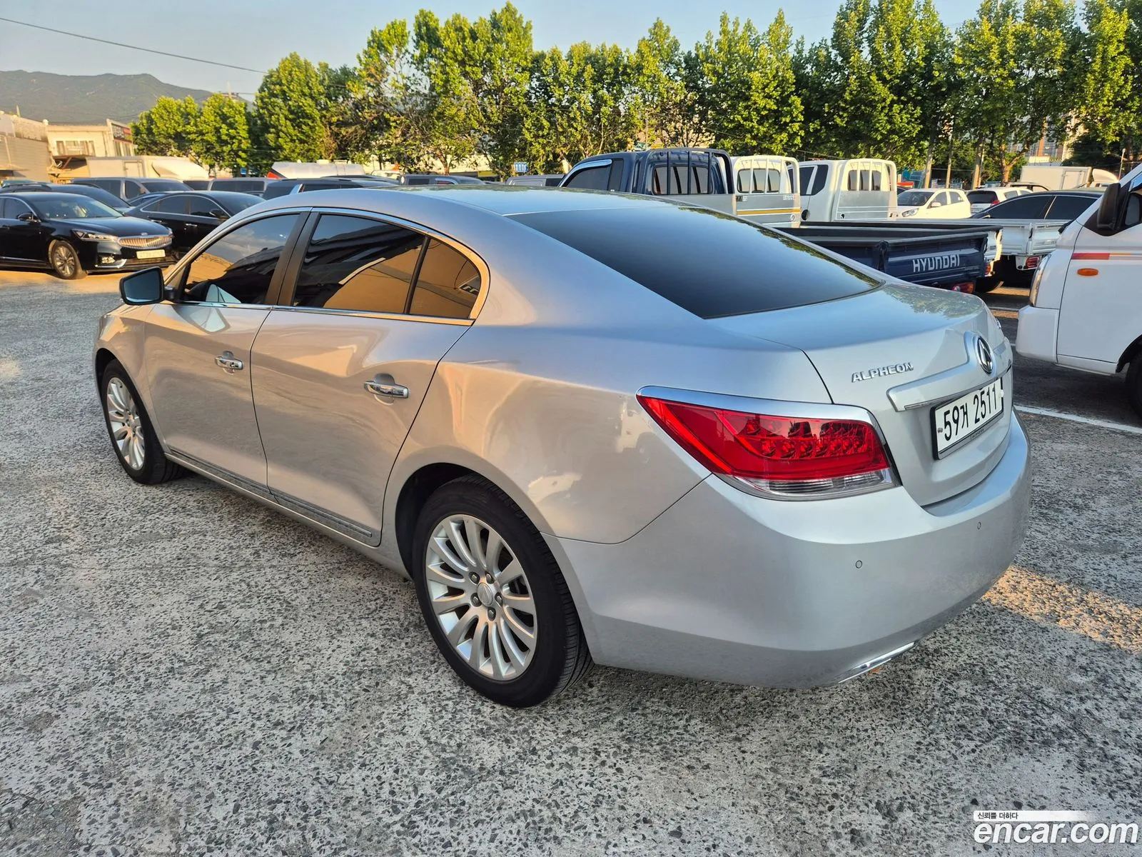Chevrolet (GM Daewoo) Alpheon 2012 — 3
