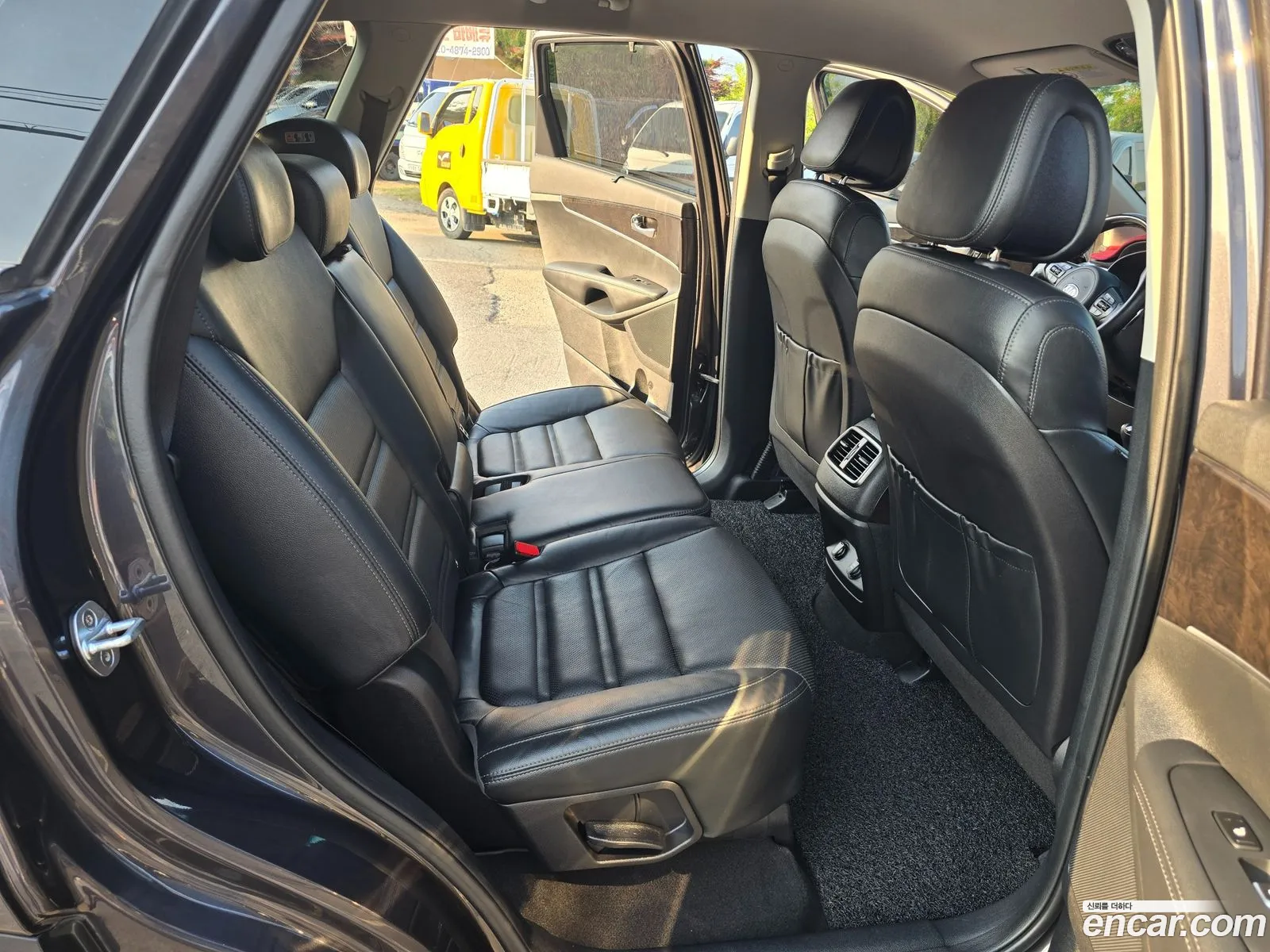 Kia Sorento 2017 — 10