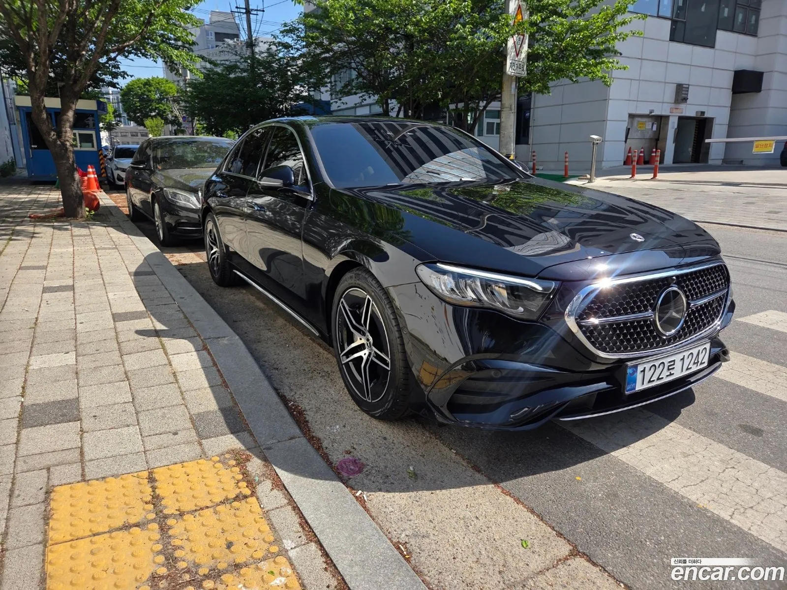 Mercedes-Benz E-Class W214 2026 — 20