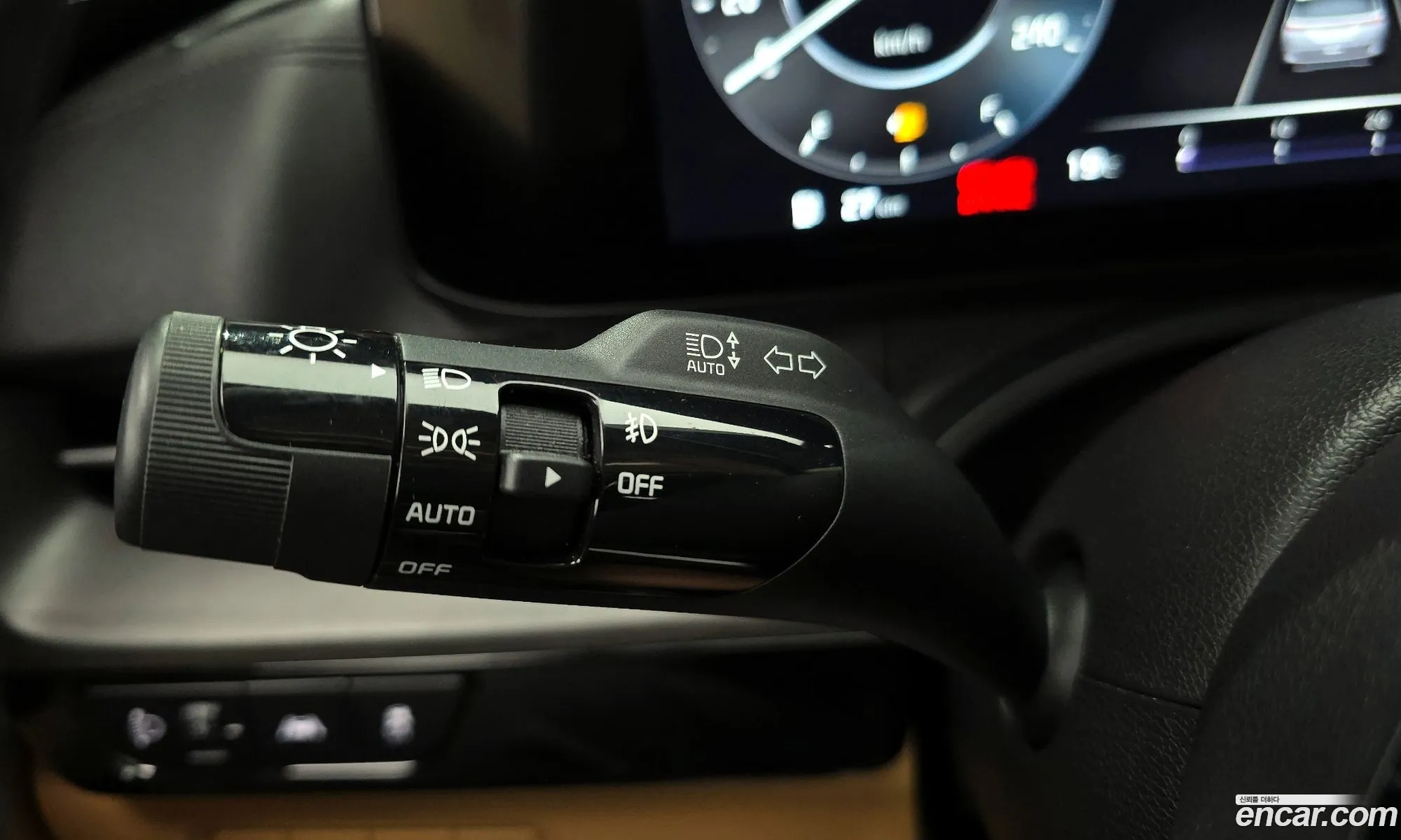 Kia Carnival 2022 KNANE81BBPS230787 — 3