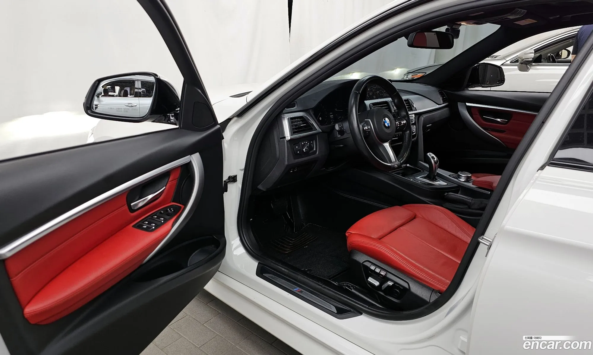 BMW 3 Series 2018 WBA8B9100JA826338 — 9