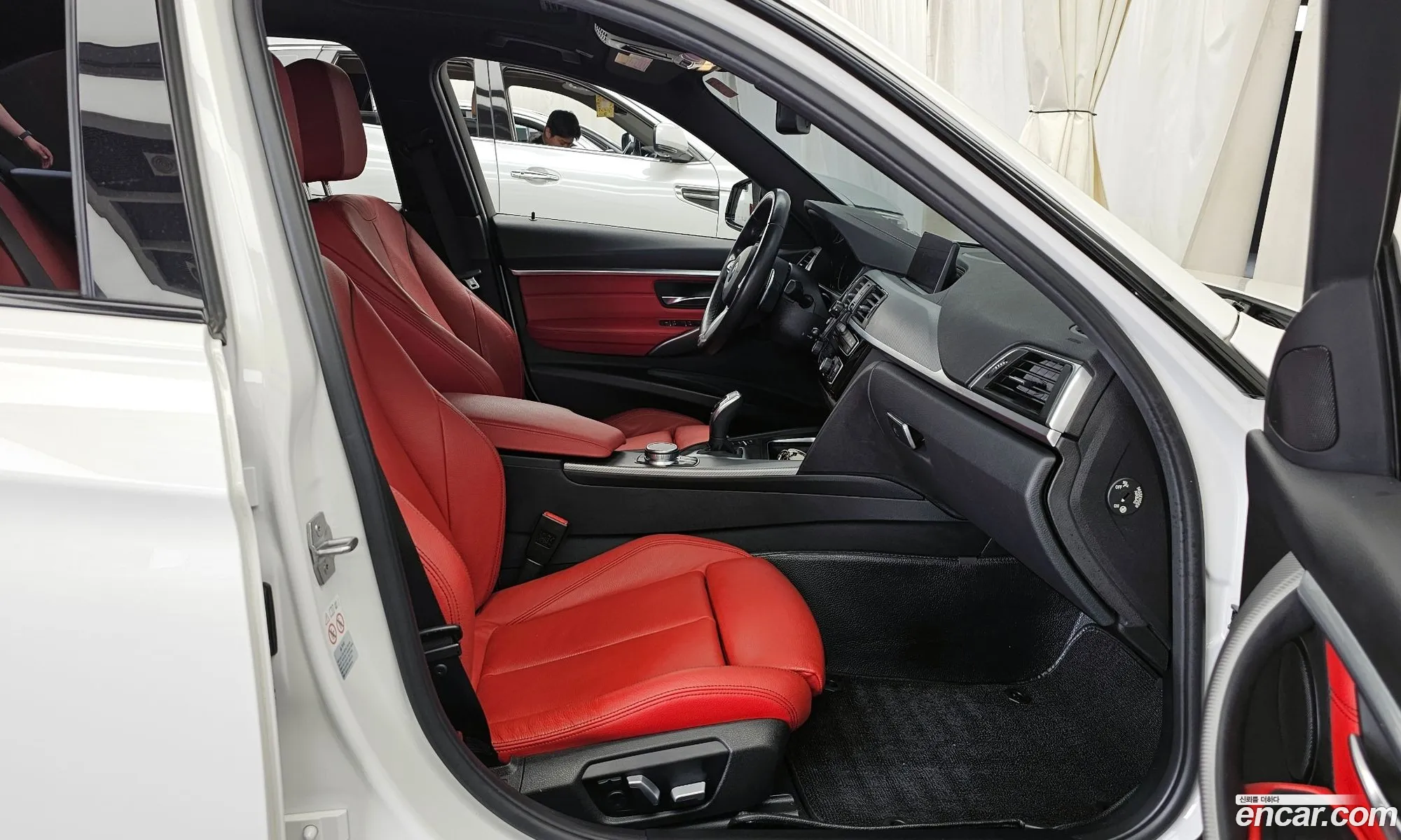 BMW 3 Series 2018 WBA8B9100JA826338 — 15