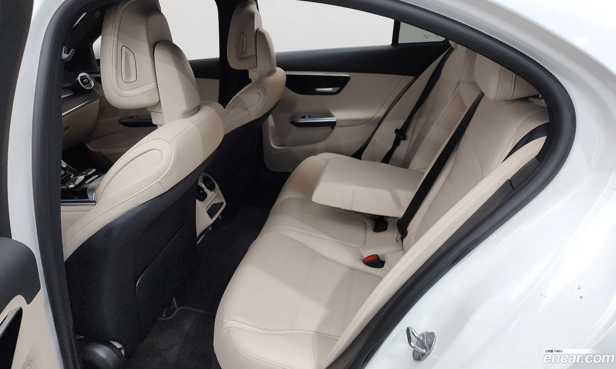 Mercedes-Benz C-Class W206 2023 — 15