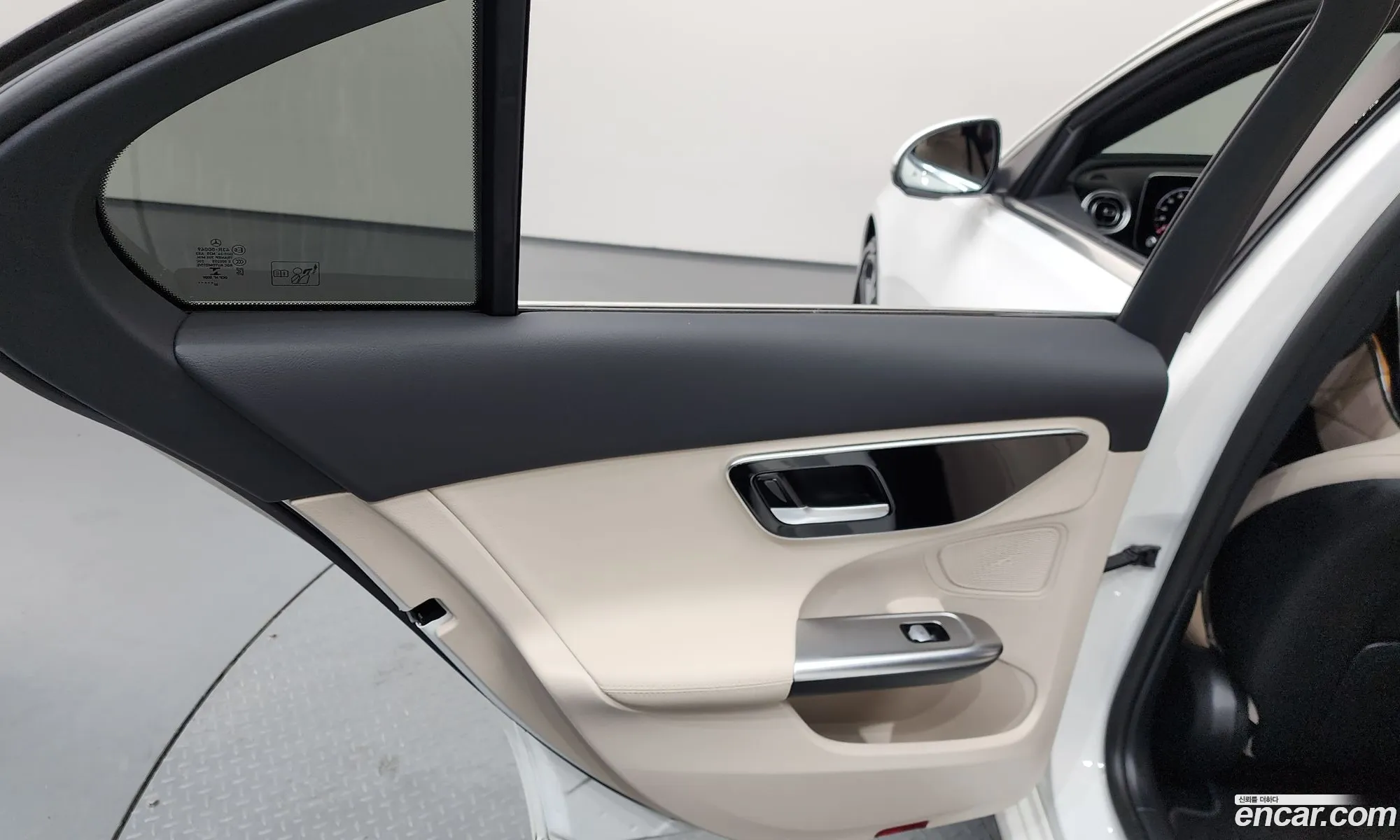 Mercedes-Benz C-Class W206 2023 — 3