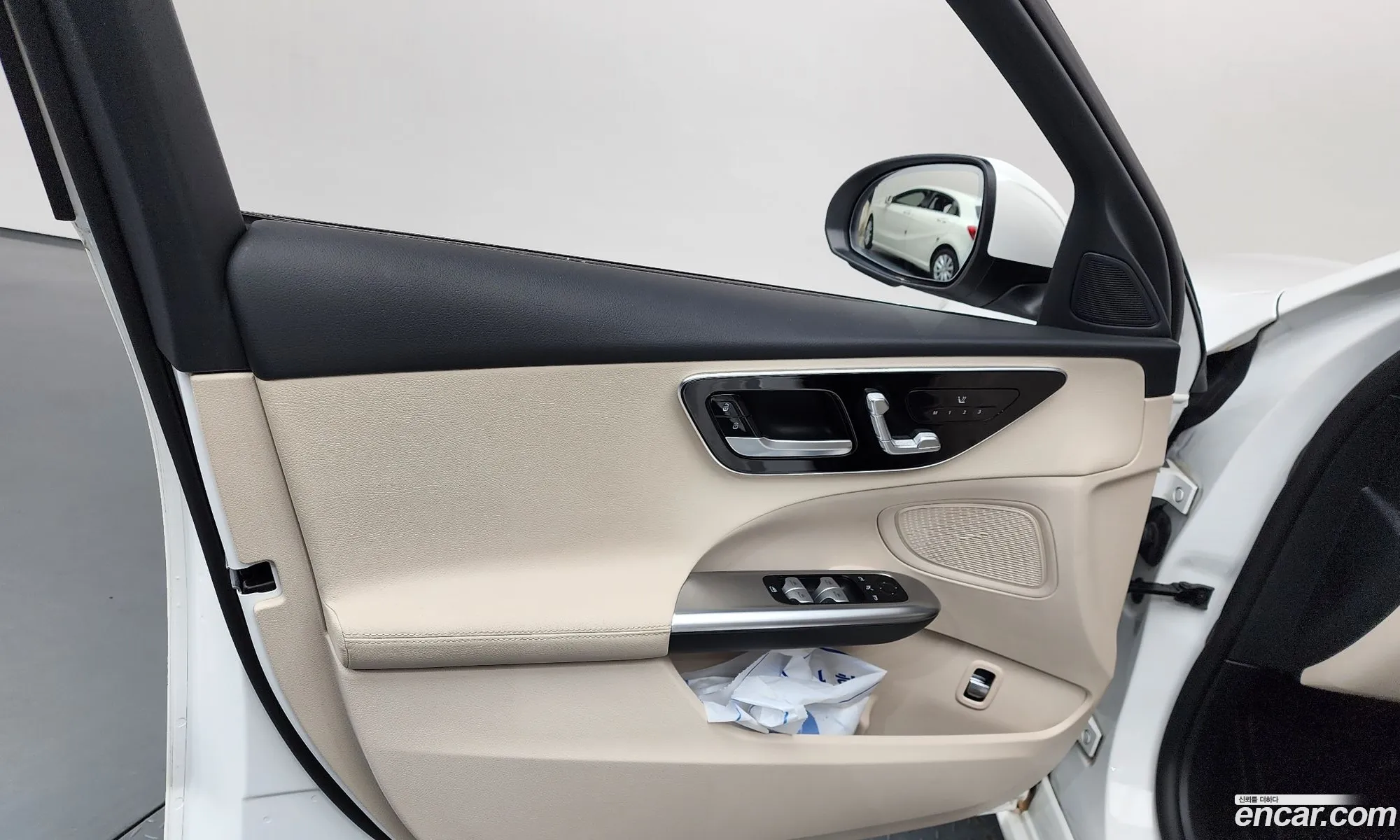 Mercedes-Benz C-Class W206 2023 — 19