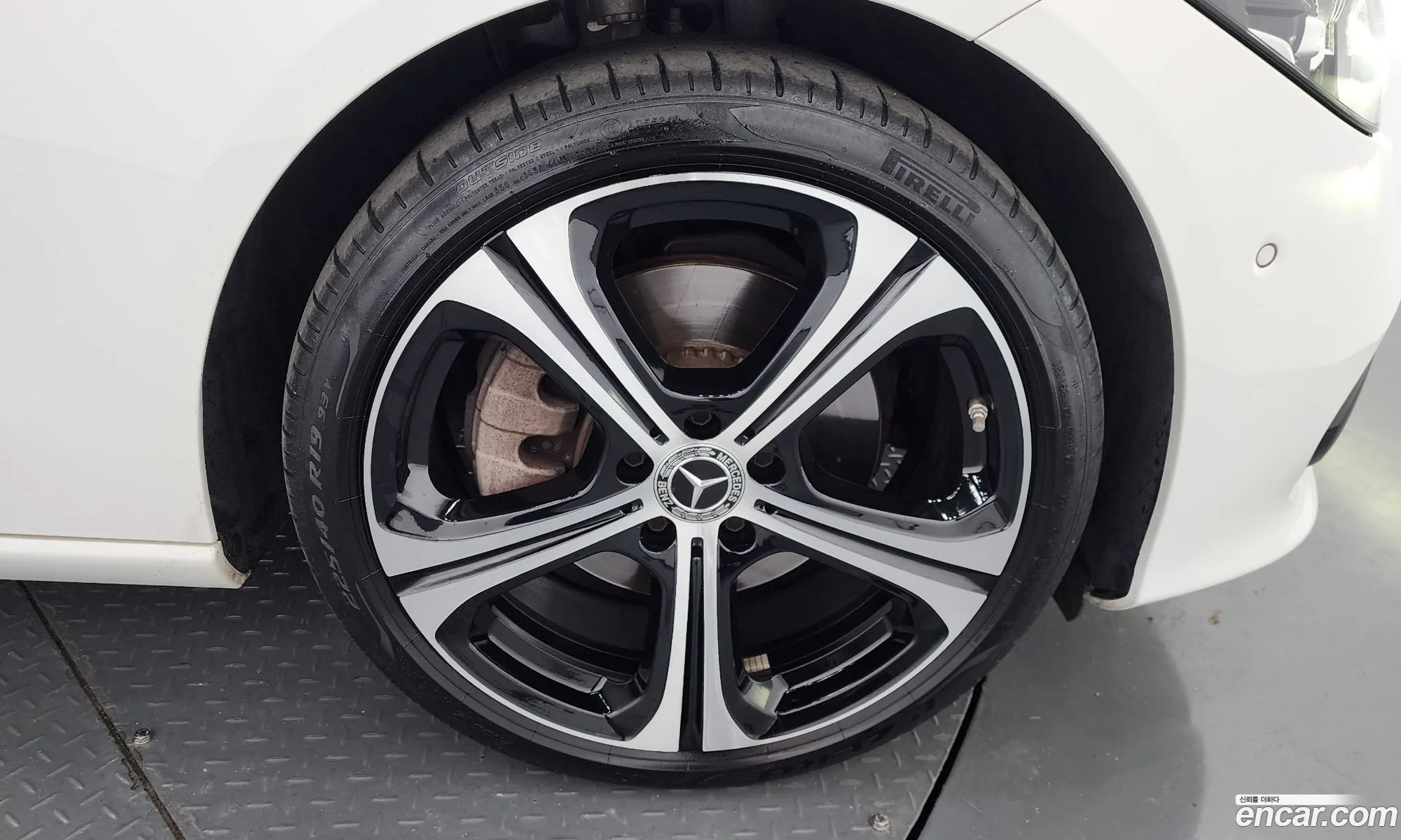 Mercedes-Benz C-Class W206 2023 — 22