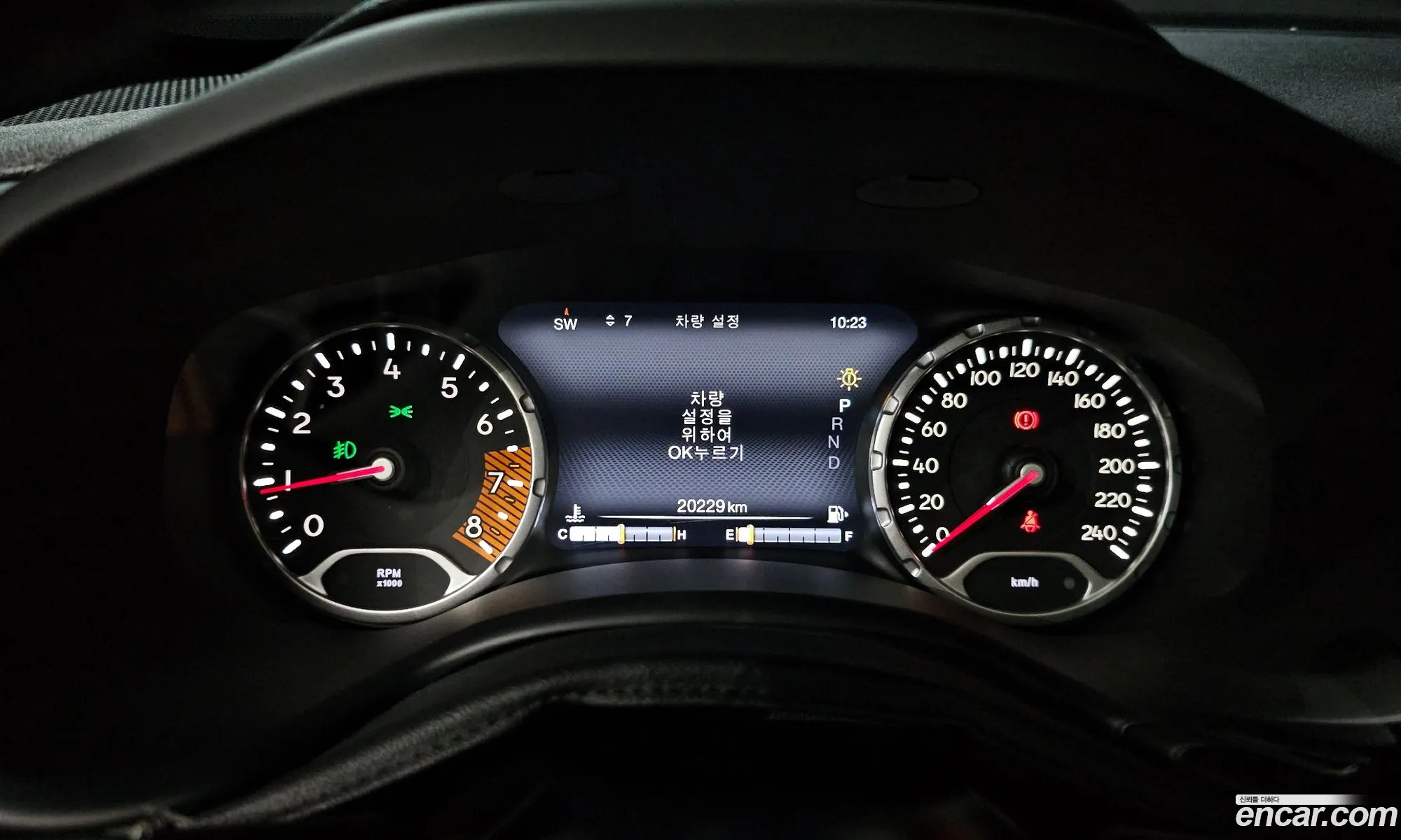 Jeep Renegade 2019 1C4BU0000KPK36854 — 8