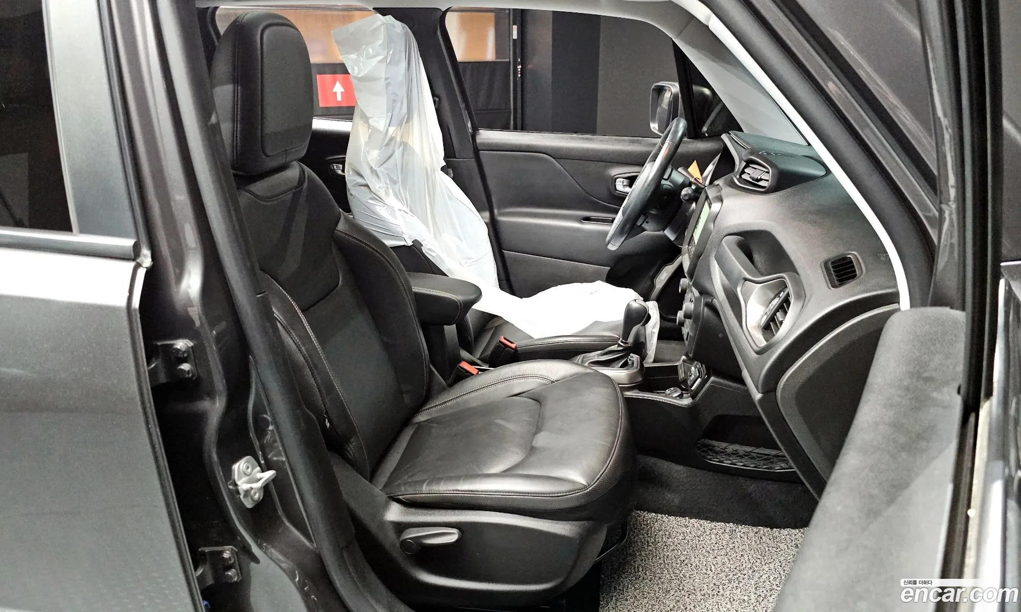 Jeep Renegade 2019 1C4BU0000KPK36854 — 12