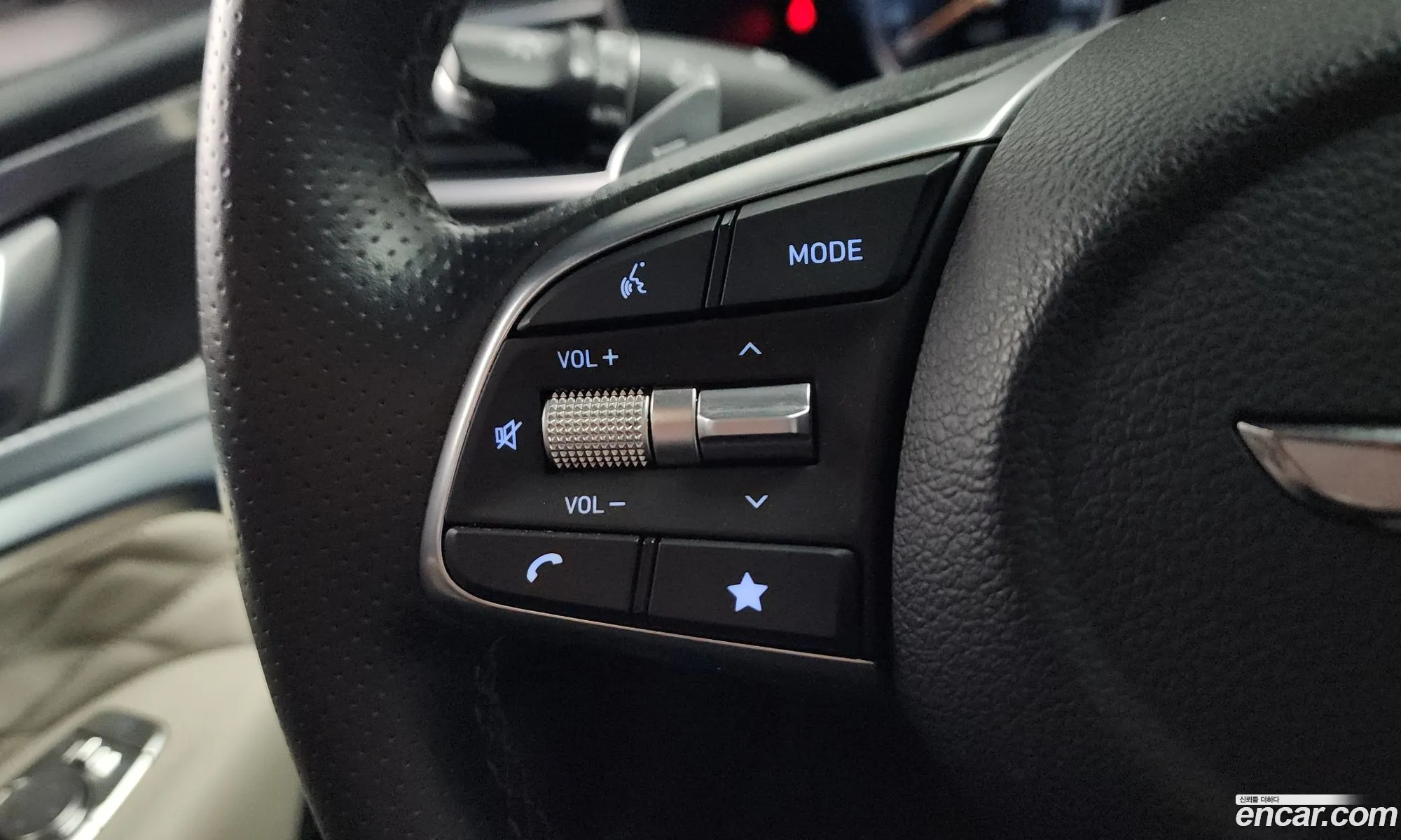 Genesis G70 2021 KMTG341ADMU083706 — 22