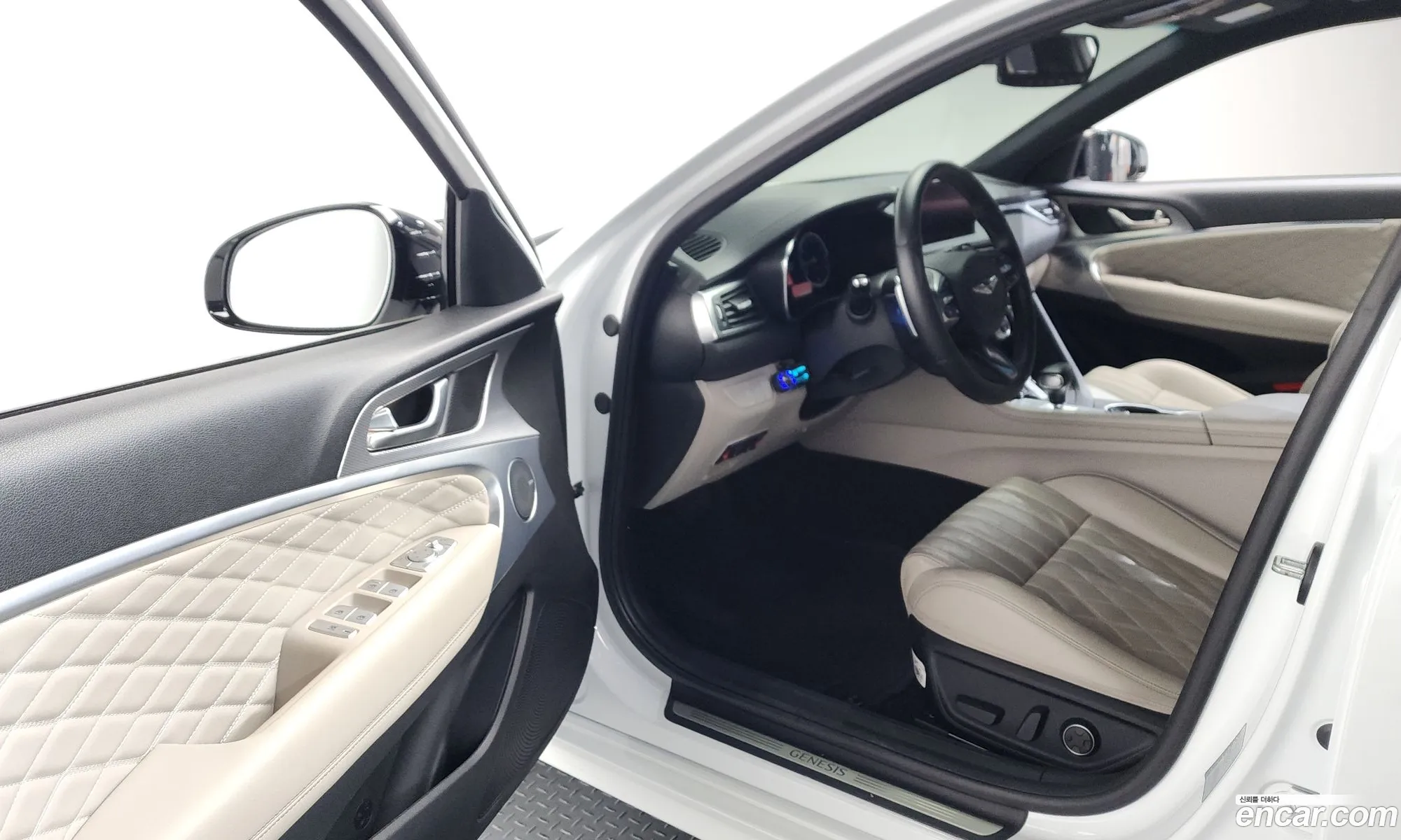 Genesis G70 2021 KMTG341ADMU083706 — 36