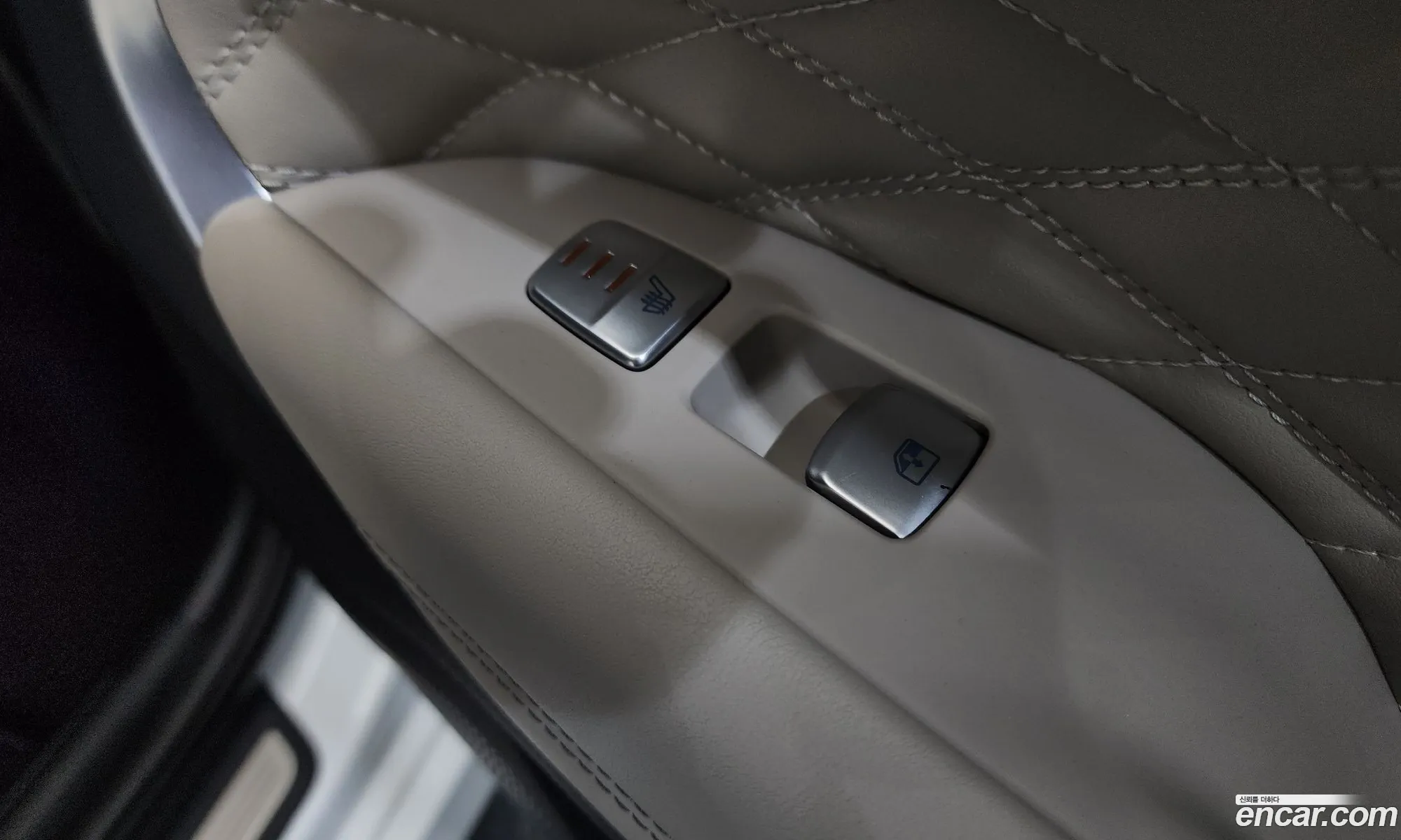 Genesis G70 2021 KMTG341ADMU083706 — 3