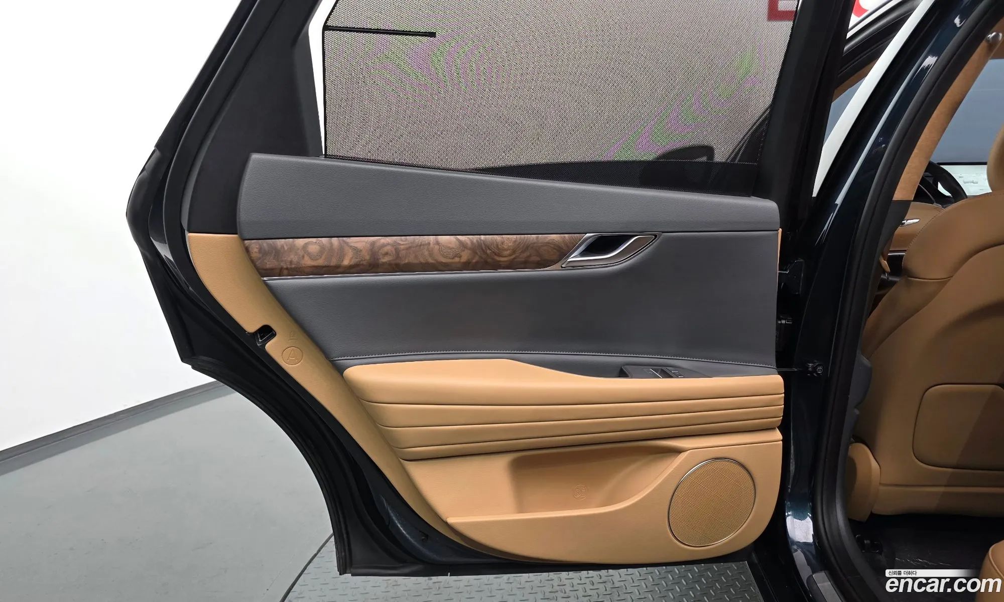 Genesis G80 2022 KMTGB41CDNU143737 — 3