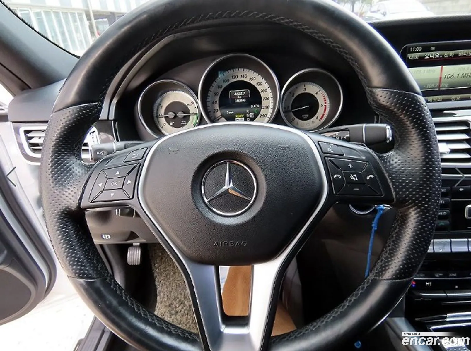 Mercedes-Benz E-Class W212 2014 — 13