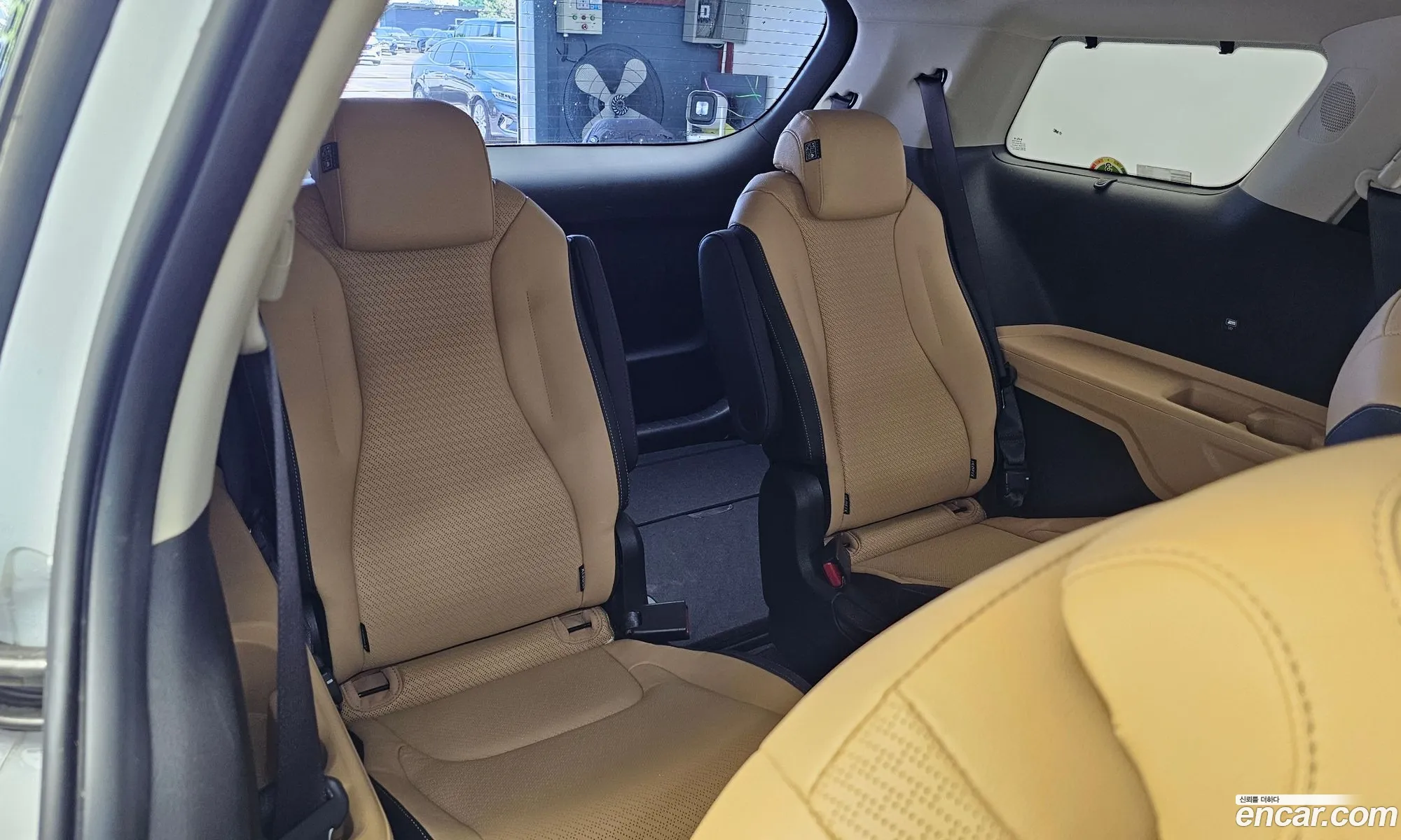 Kia Carnival 2022 KNANC81BBPS228506 — 32