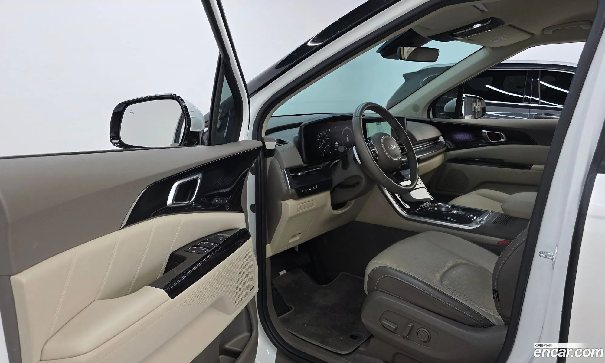 Kia Carnival 2022 KNANE813BPS191033 — 6