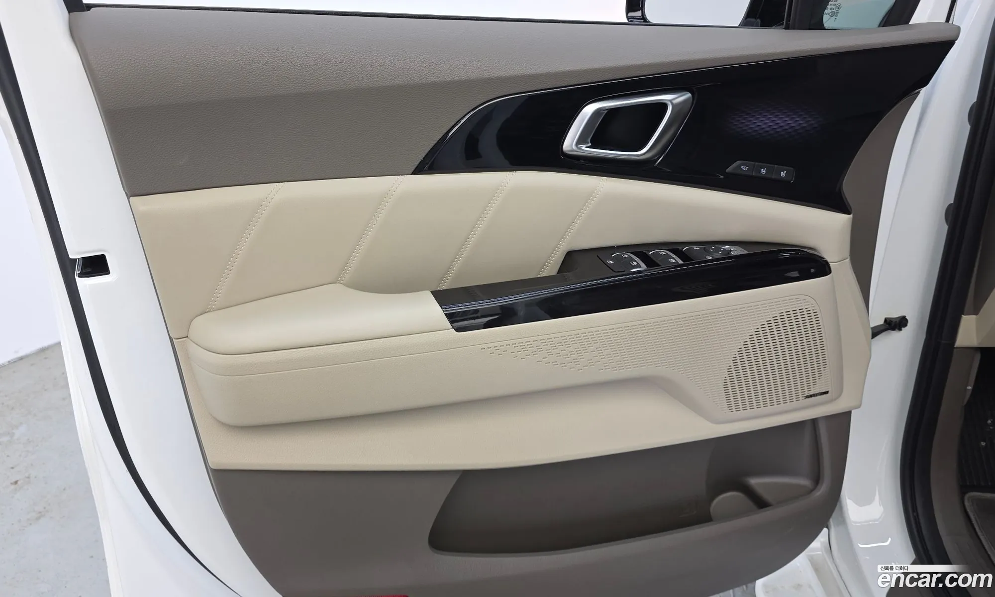 Kia Carnival 2022 KNANE813BPS191033 — 10