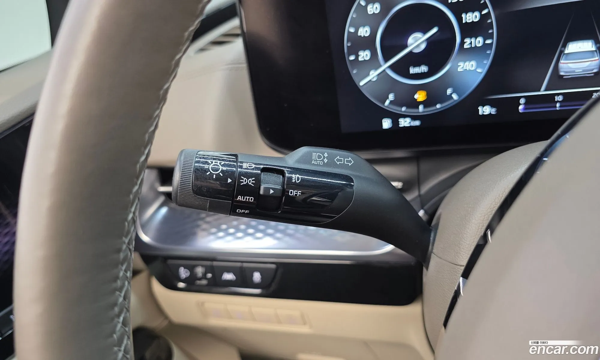 Kia Carnival 2022 KNANE813BPS191033 — 14